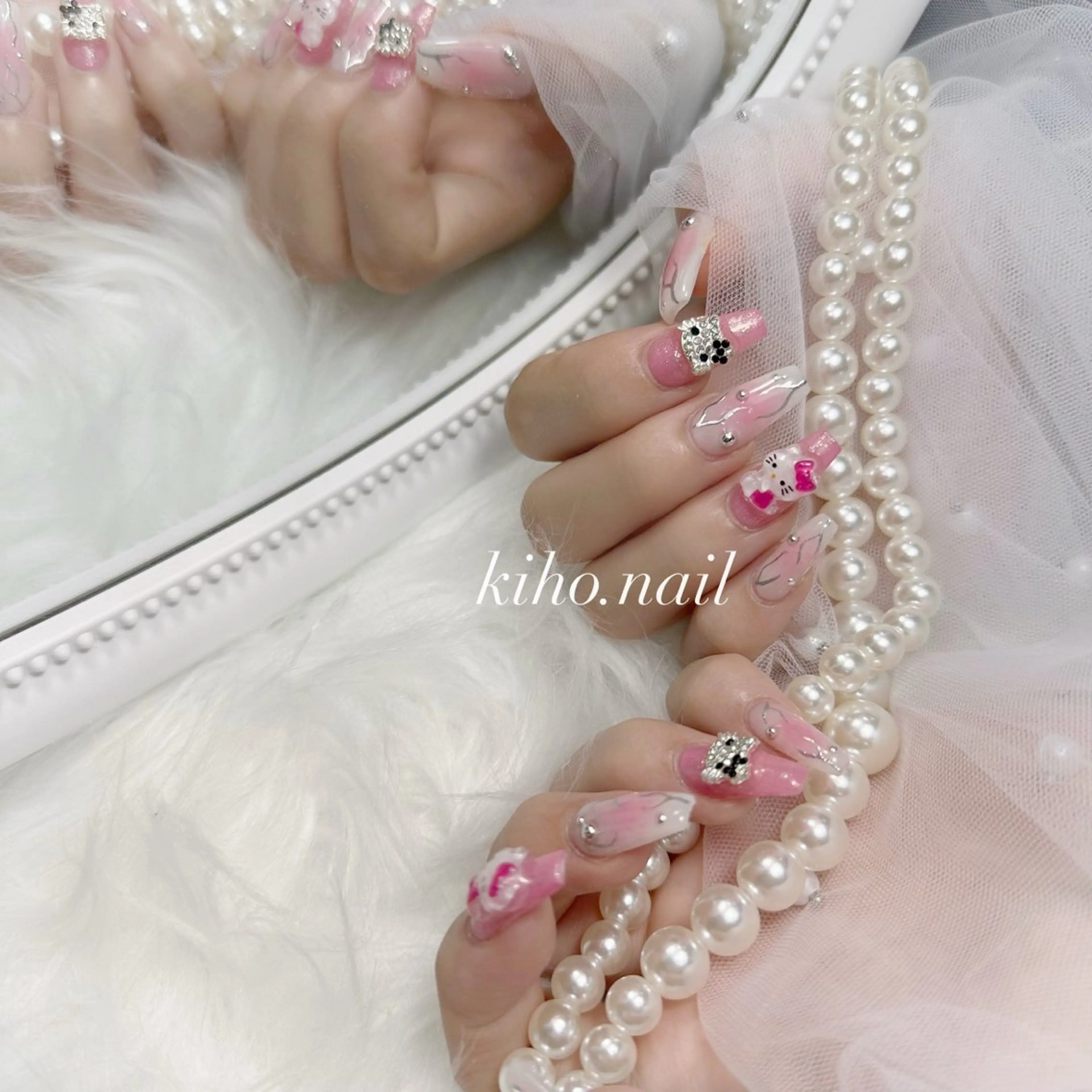 ネイル ハンドネイル KIHO 【深夜ネイル】のネイルデザイン