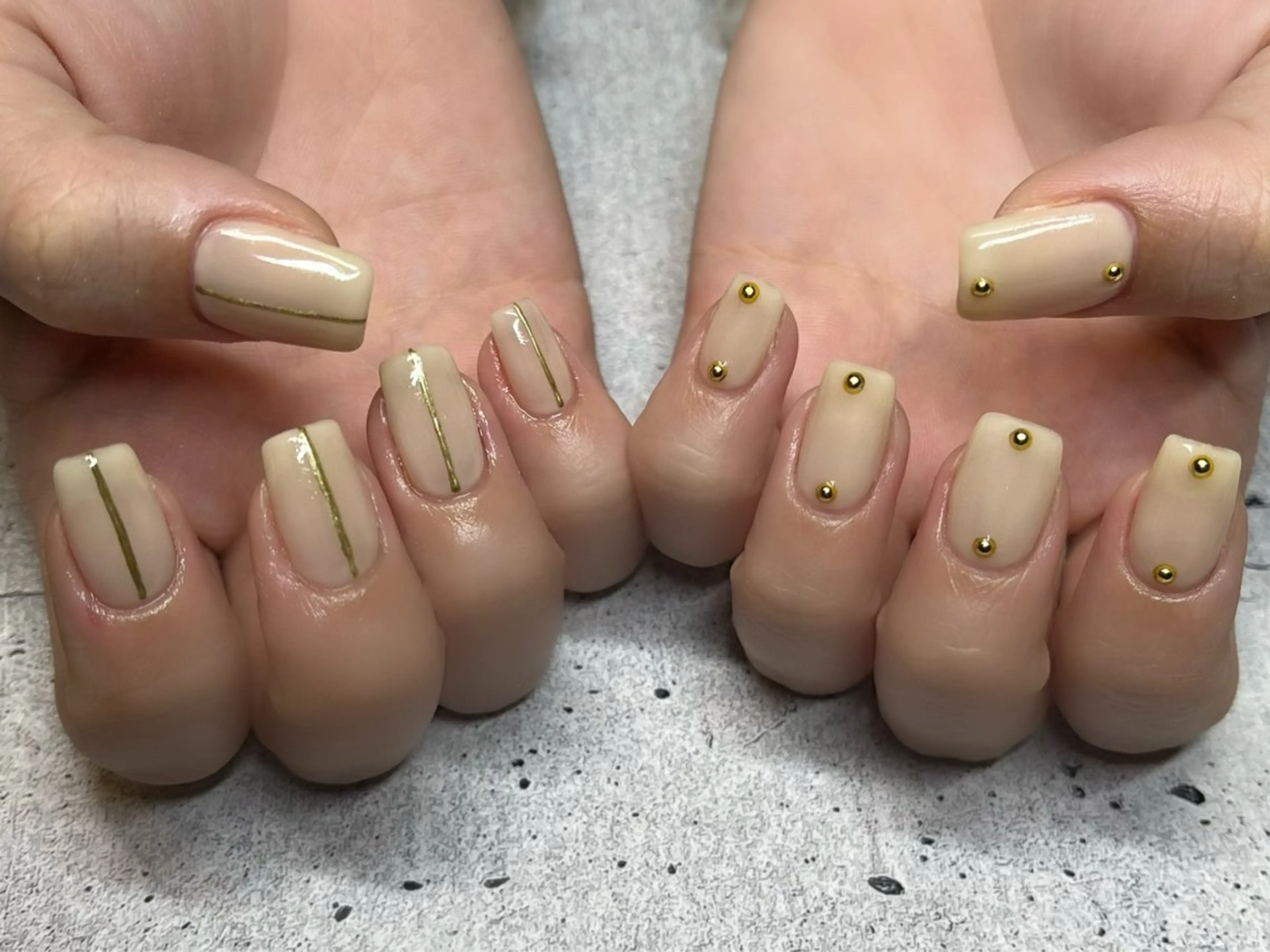 ミディアム ハンドネイル watabe .のネイルデザイン