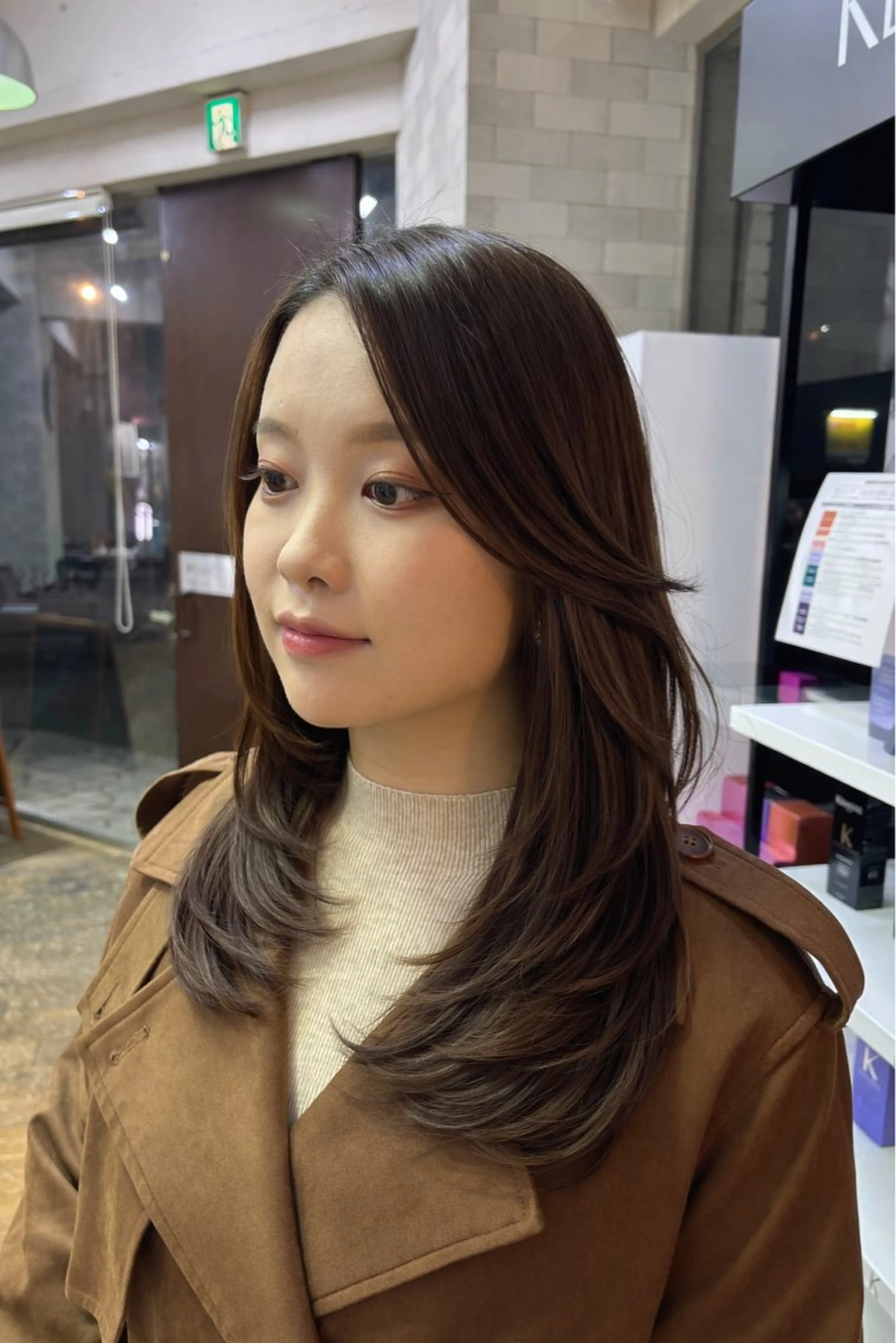 セミロング rise/レイヤー/ ダブルカラーのヘアスタイル