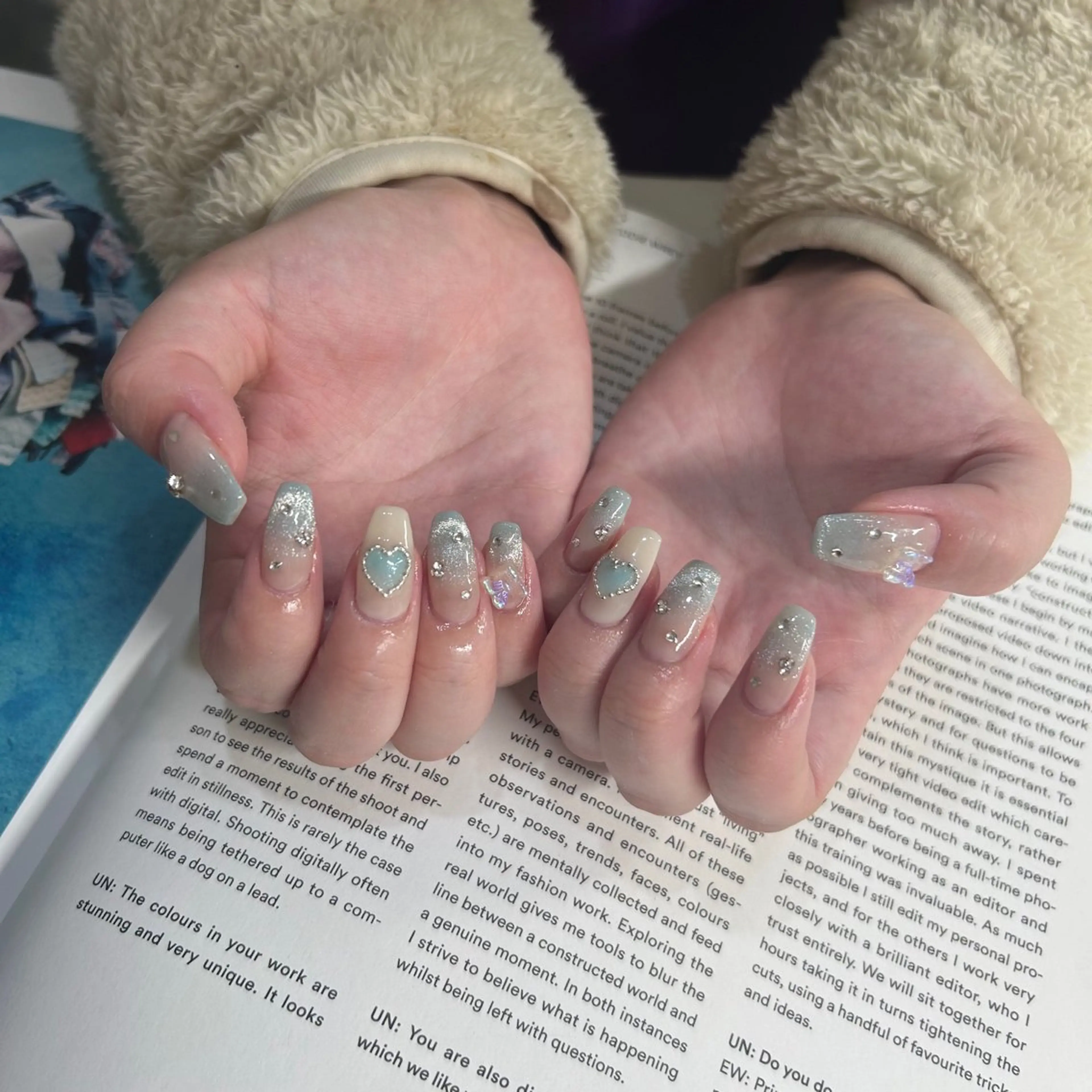 ネイル ブルー フットネイル ジェルネイル キラキラネイル 韓国ネイル RooM -produce by maynail-所属・RooM -mizuki-のネイルデザイン