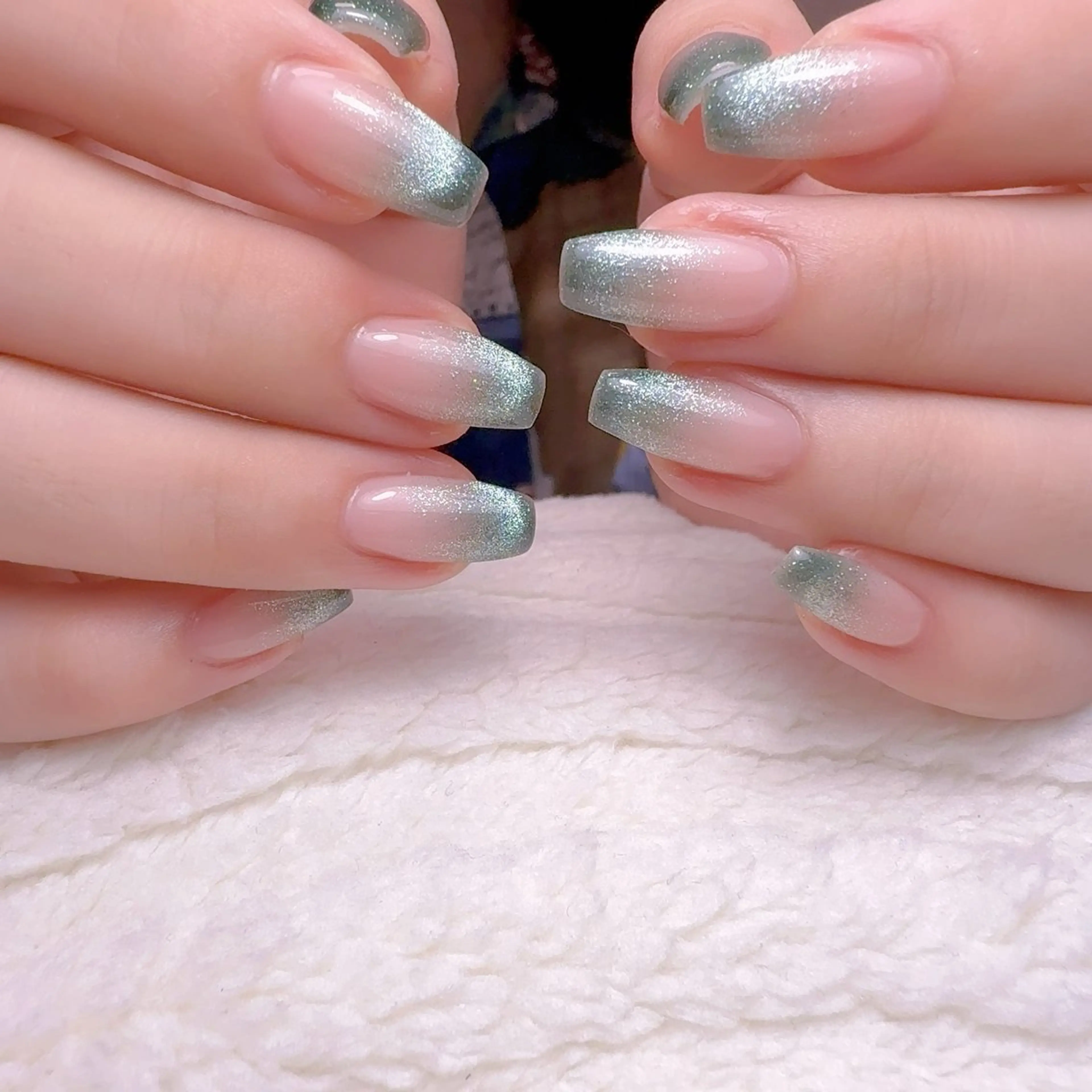 ネイル フレンチネイル マグネットネイル マグネットフレンチ ハンドネイル cat‘s nail🐈‍⬛のネイルデザイン