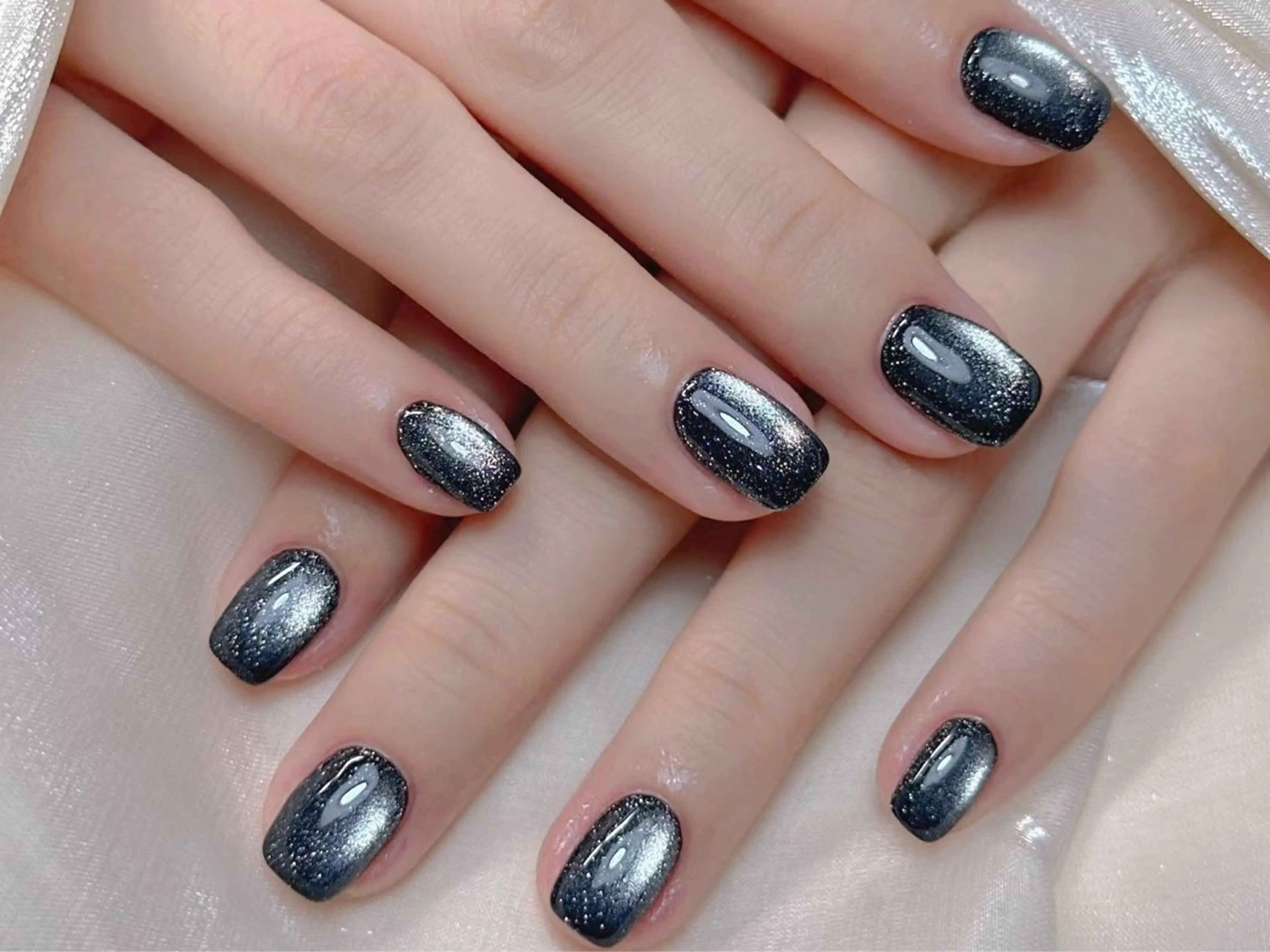 ネイル マグネットネイル マグネットワンカラー ワンカラーネイル Lulu’s ネイルのネイルデザイン