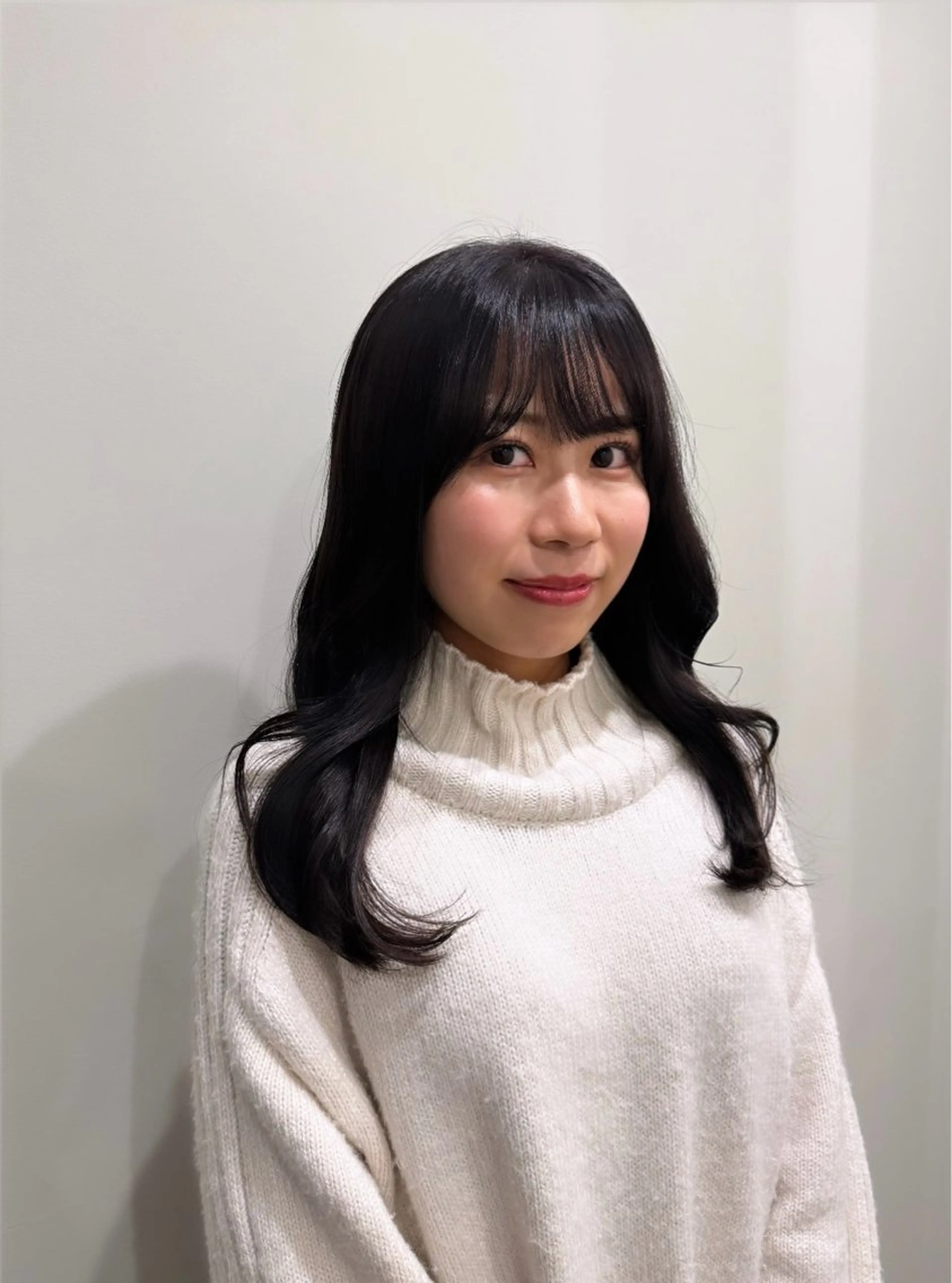 ロング カラー 内沼 恵留菜のヘアスタイル