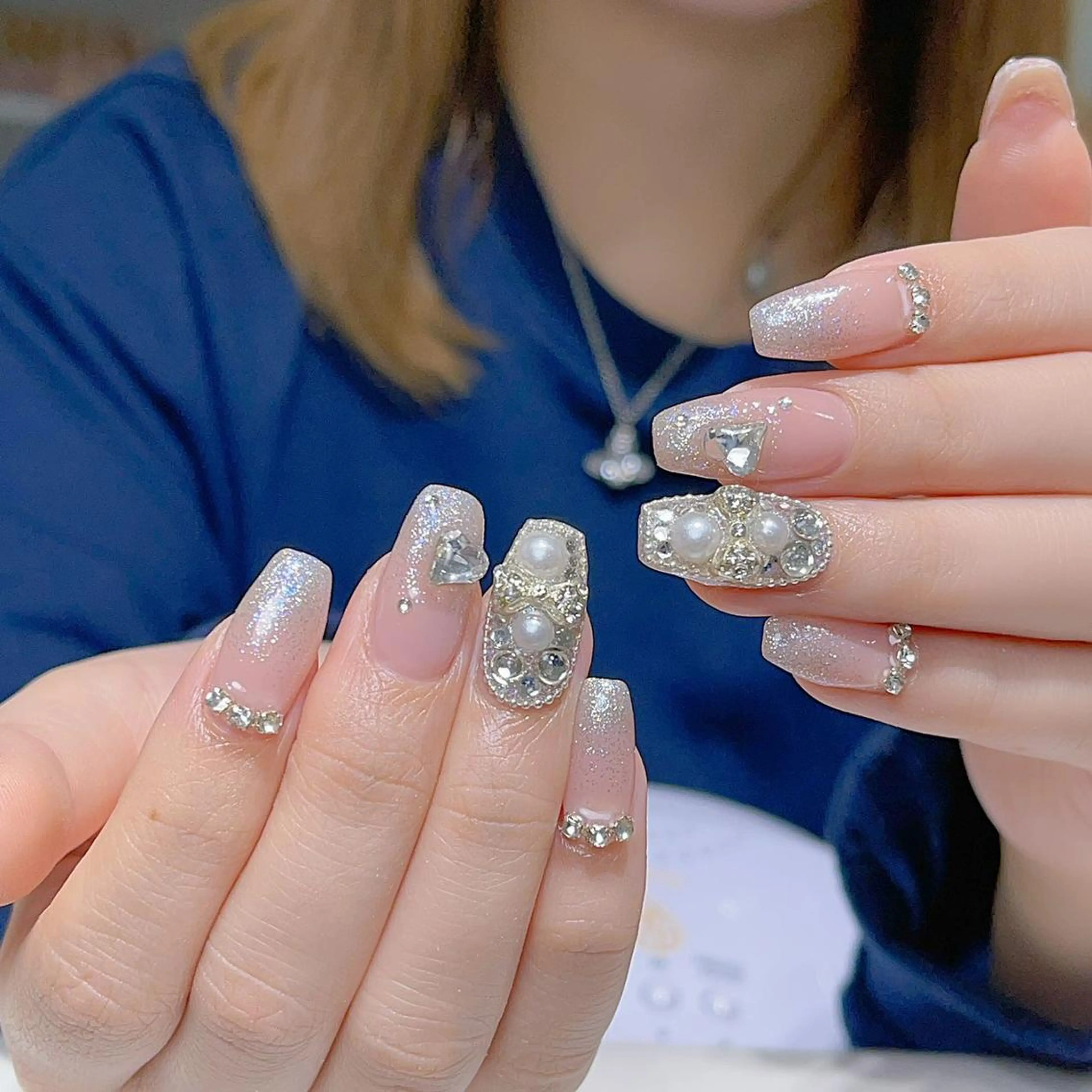 ネイル ハンドネイル Queens マオのネイルデザイン