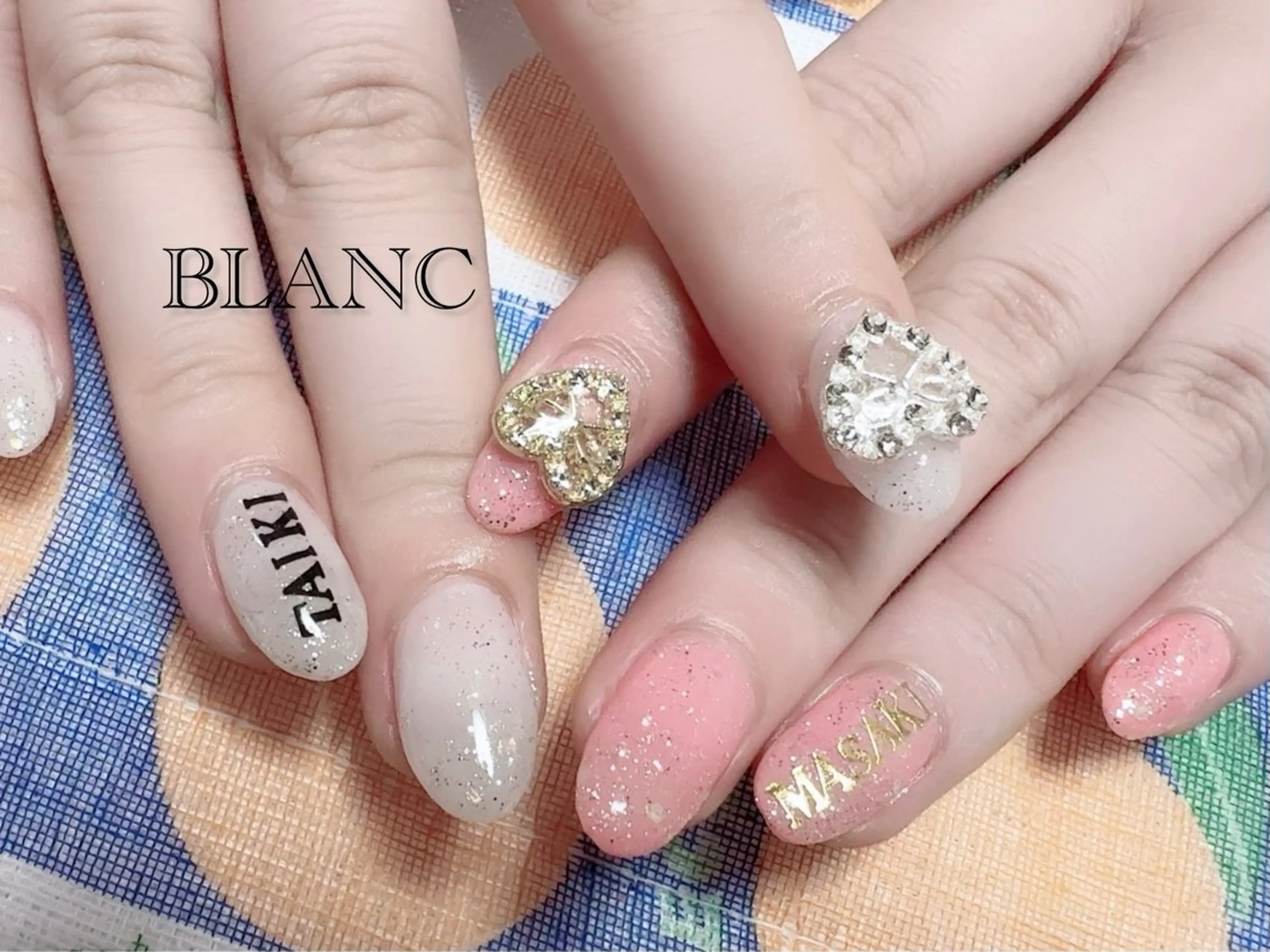 ネイル アートネイル 長さ出し ジェルネイル グラデーション 持ち込み ハンドネイル BLANC （ブラン）のネイルデザイン