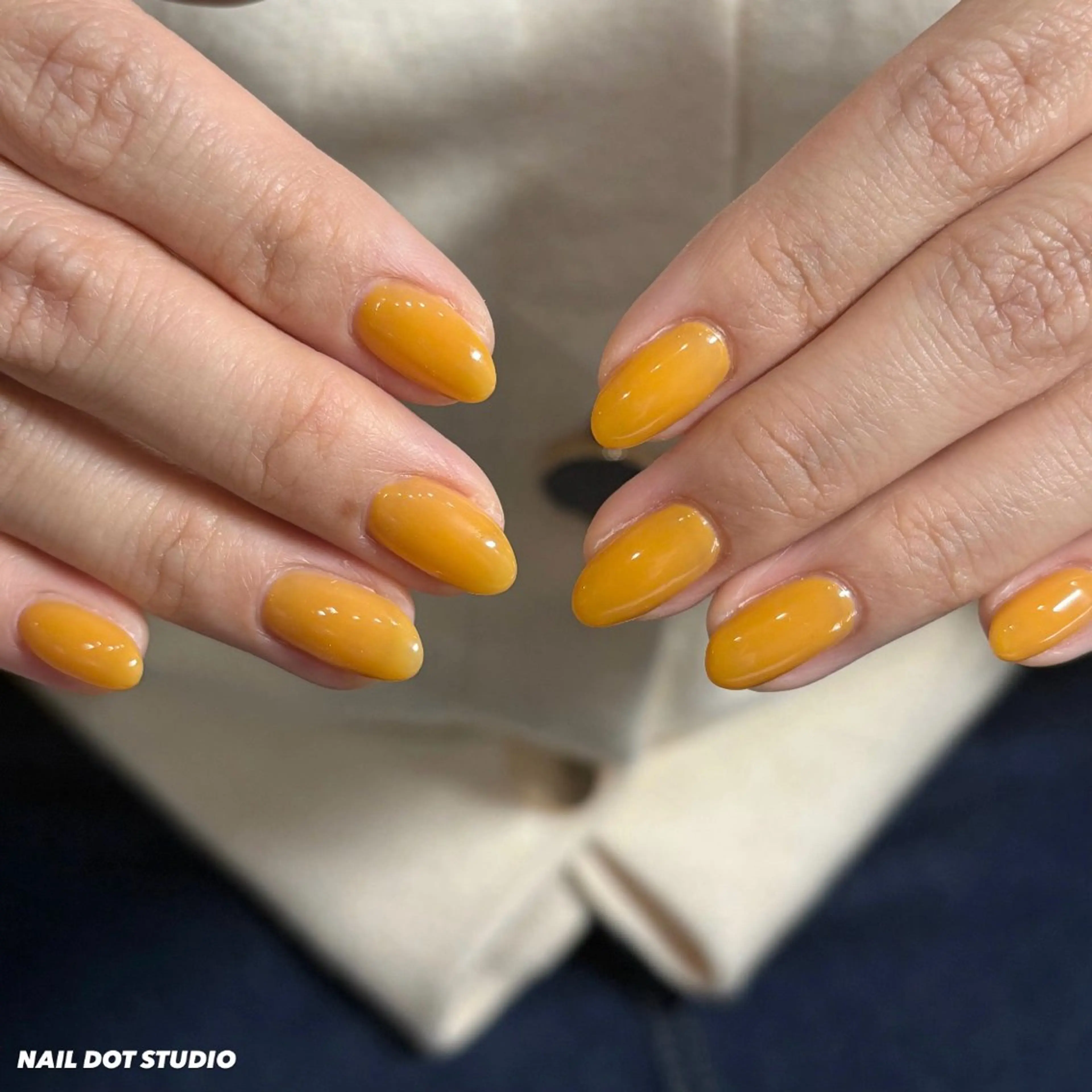 ミディアム NAIL DOT STUDIOsaraのネイルデザイン