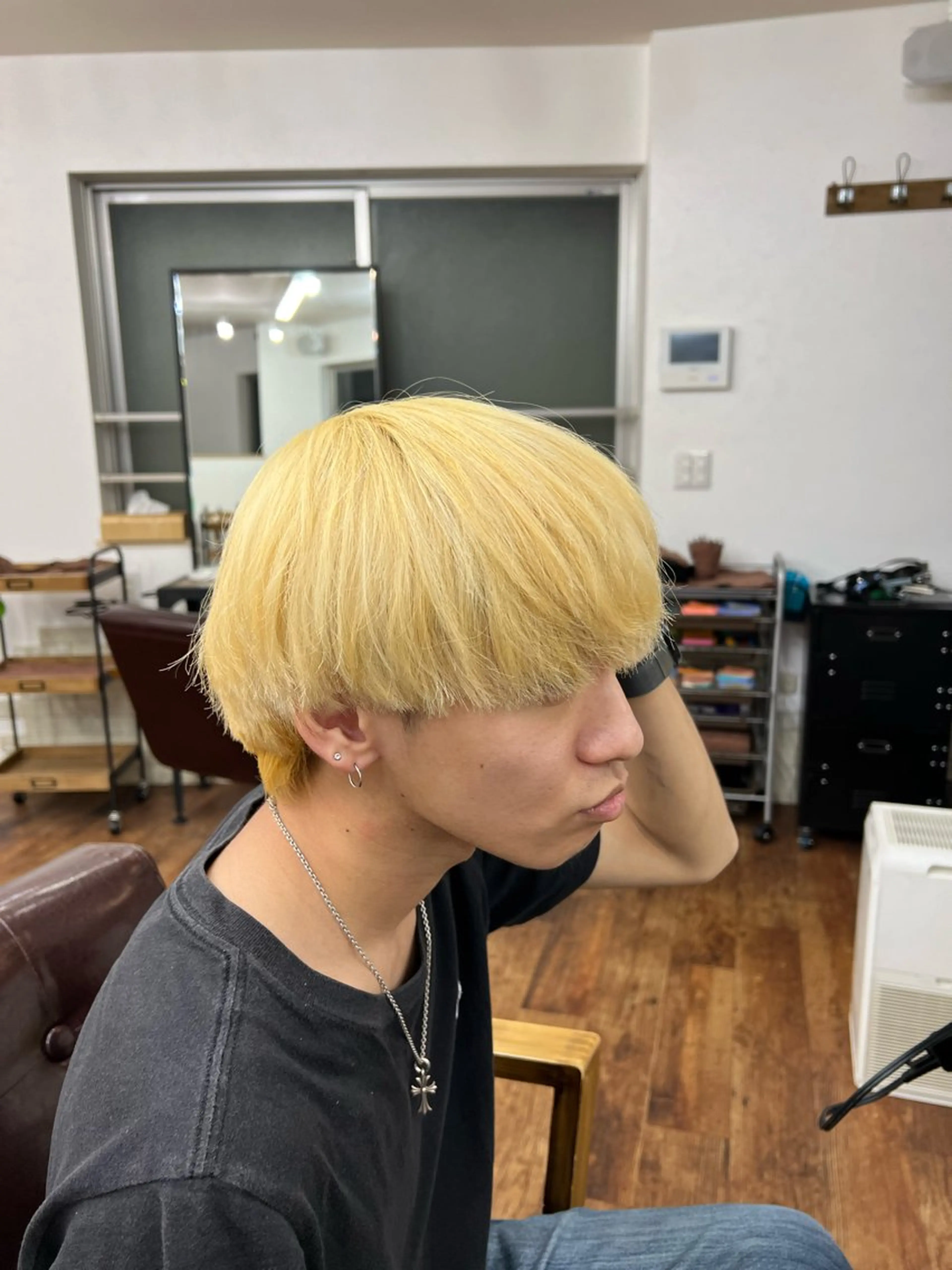 ショート カラー ブロンド イエローカラー ヘアカラー Yui/メンズカラー /シャドウパーマのヘアスタイル