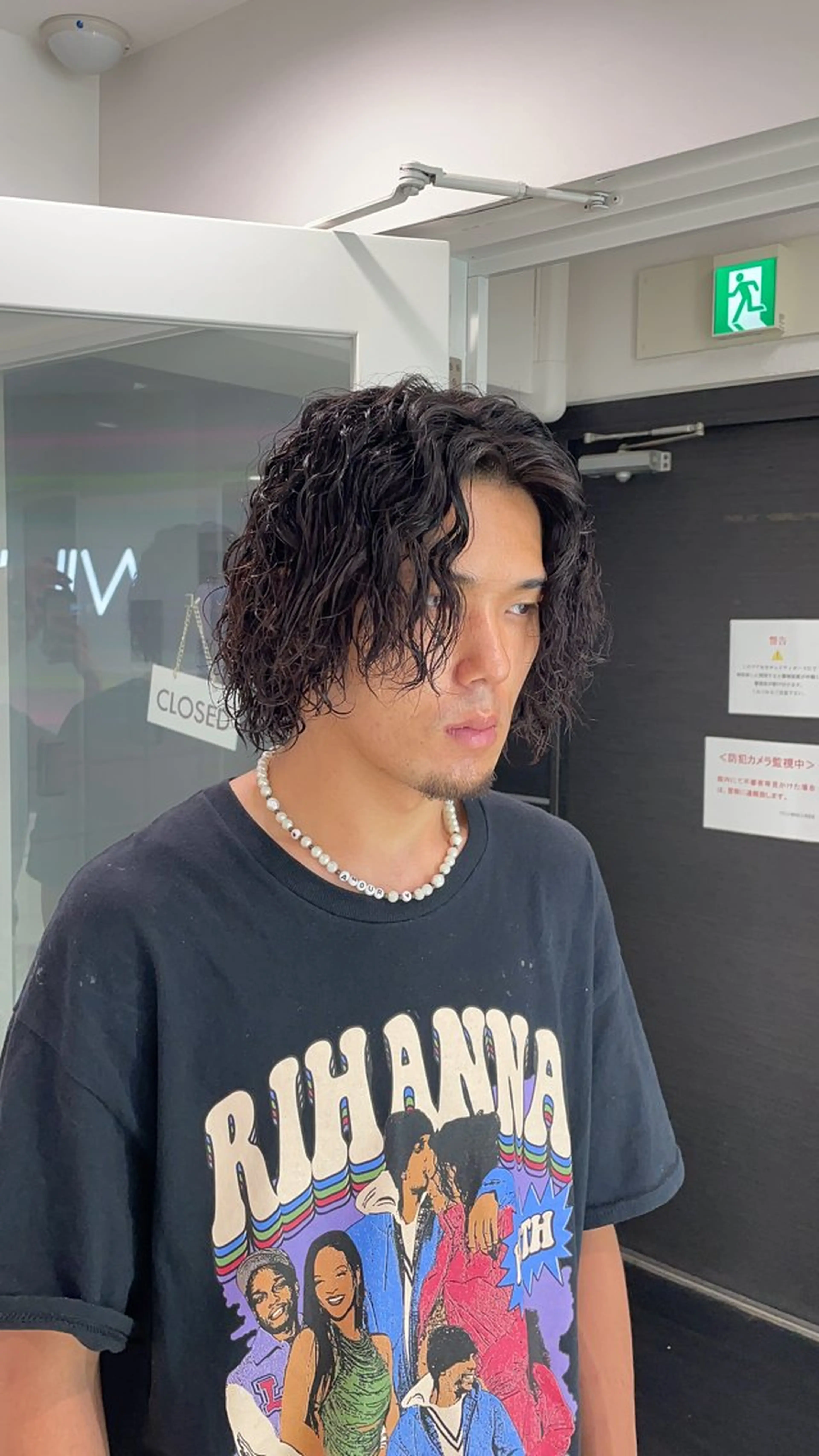 ショート パーマ ヘアアレンジ メンズ 艶カラー の達人のヘアスタイル