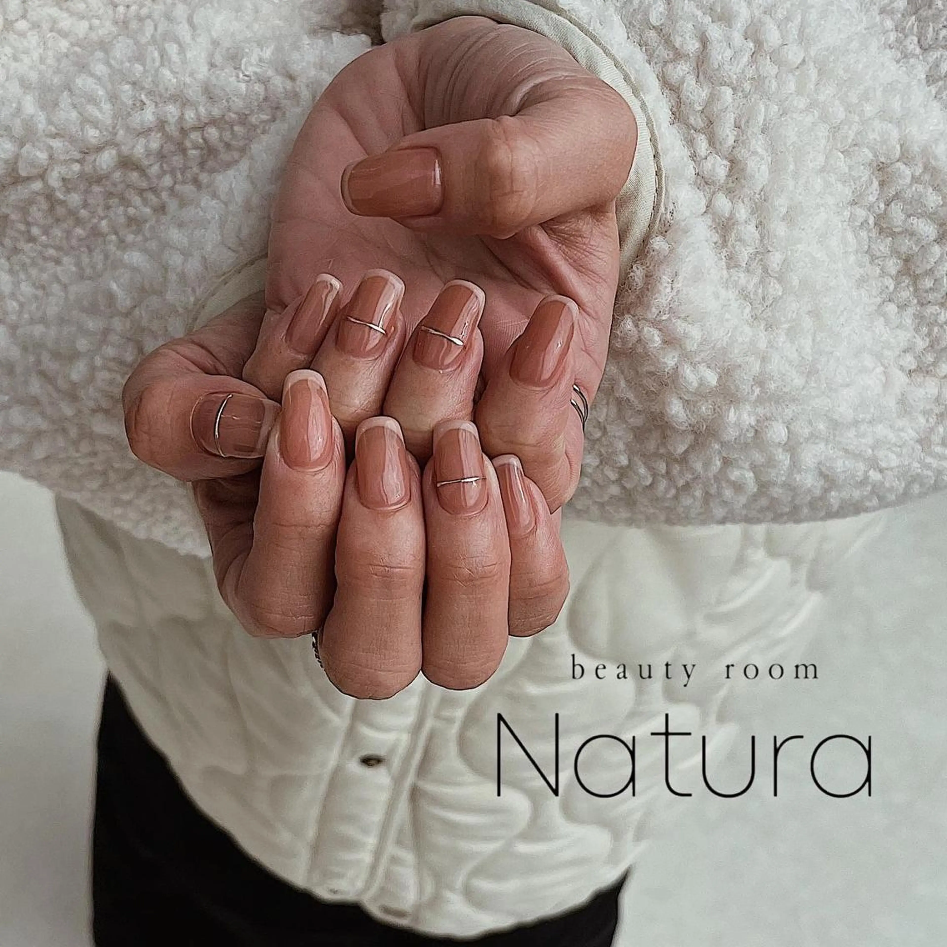 ネイル マツエク・マツパ アイブロウ ハンドネイル beautyroom Naturaのネイルデザイン