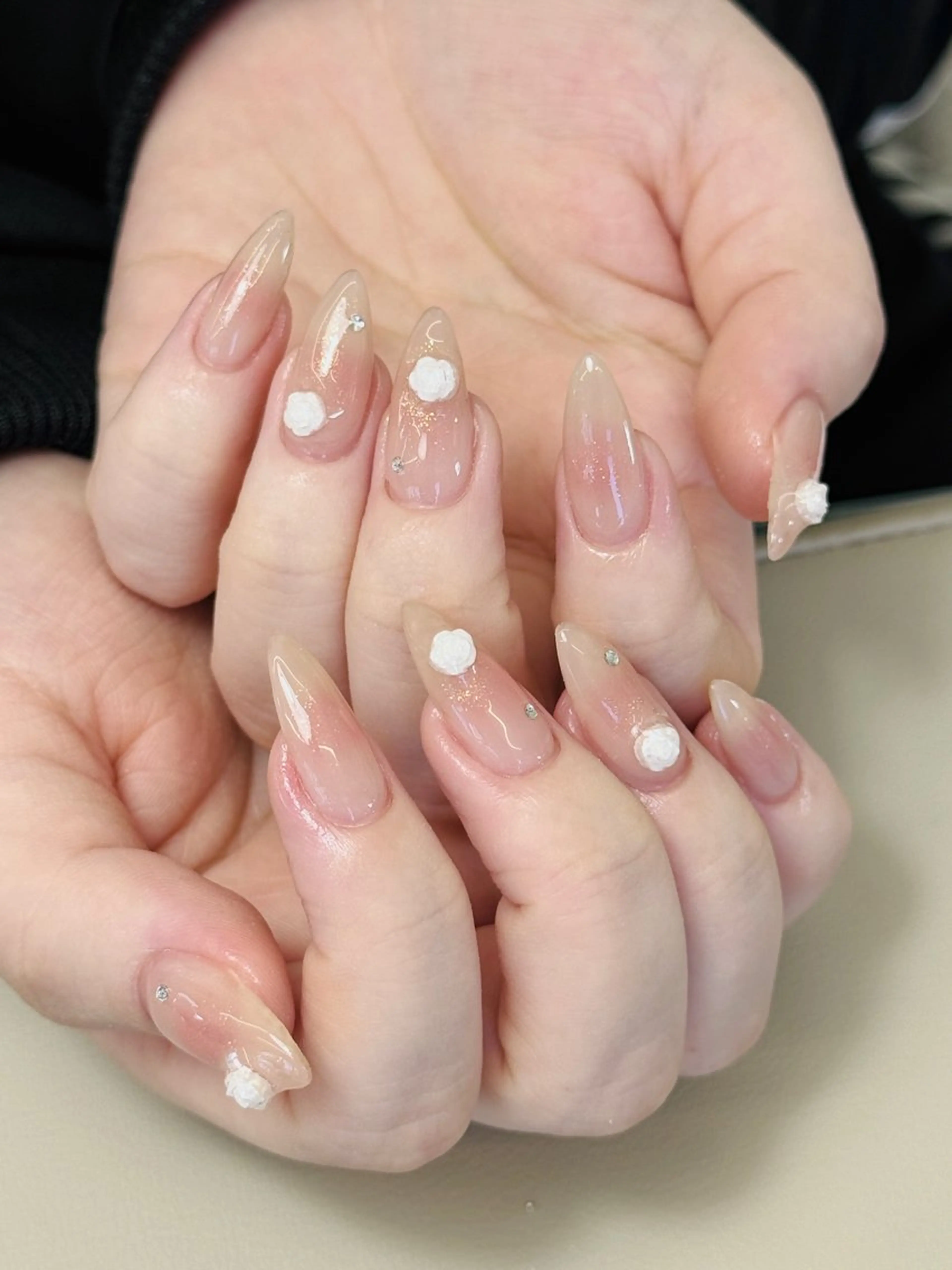 ネイル Luxe Nailのネイルデザイン