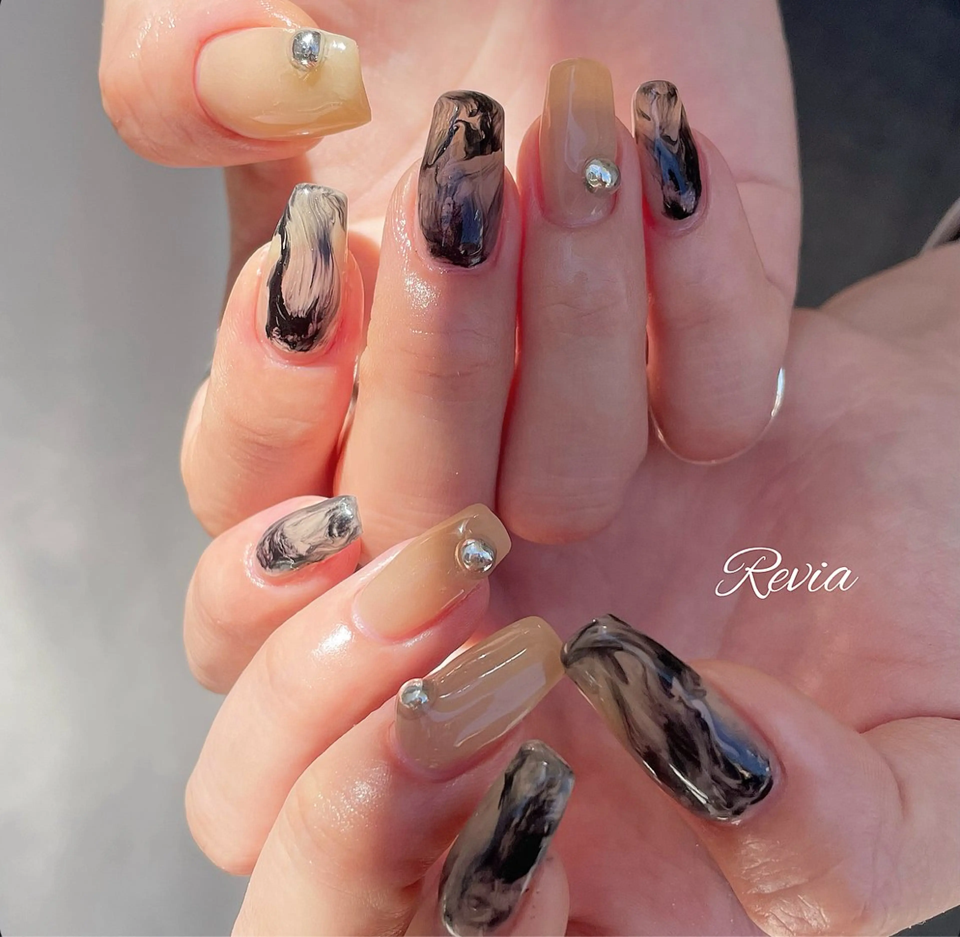 ネイル ハンドネイル revia所属・ERI Nailistのネイルデザイン
