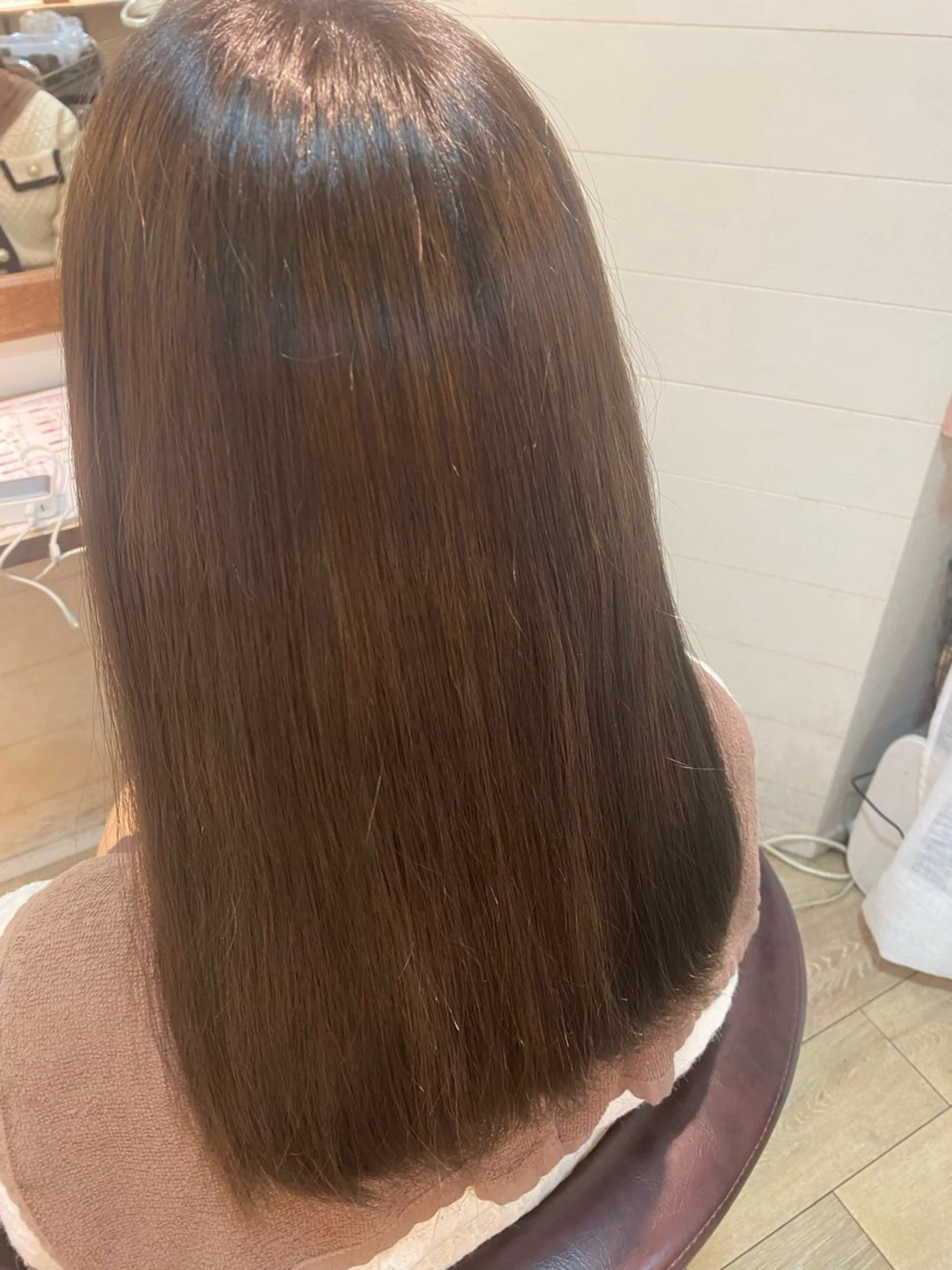 カラー Snowdrop　阿佐ヶ谷所属・下會所 麟太のヘアスタイル