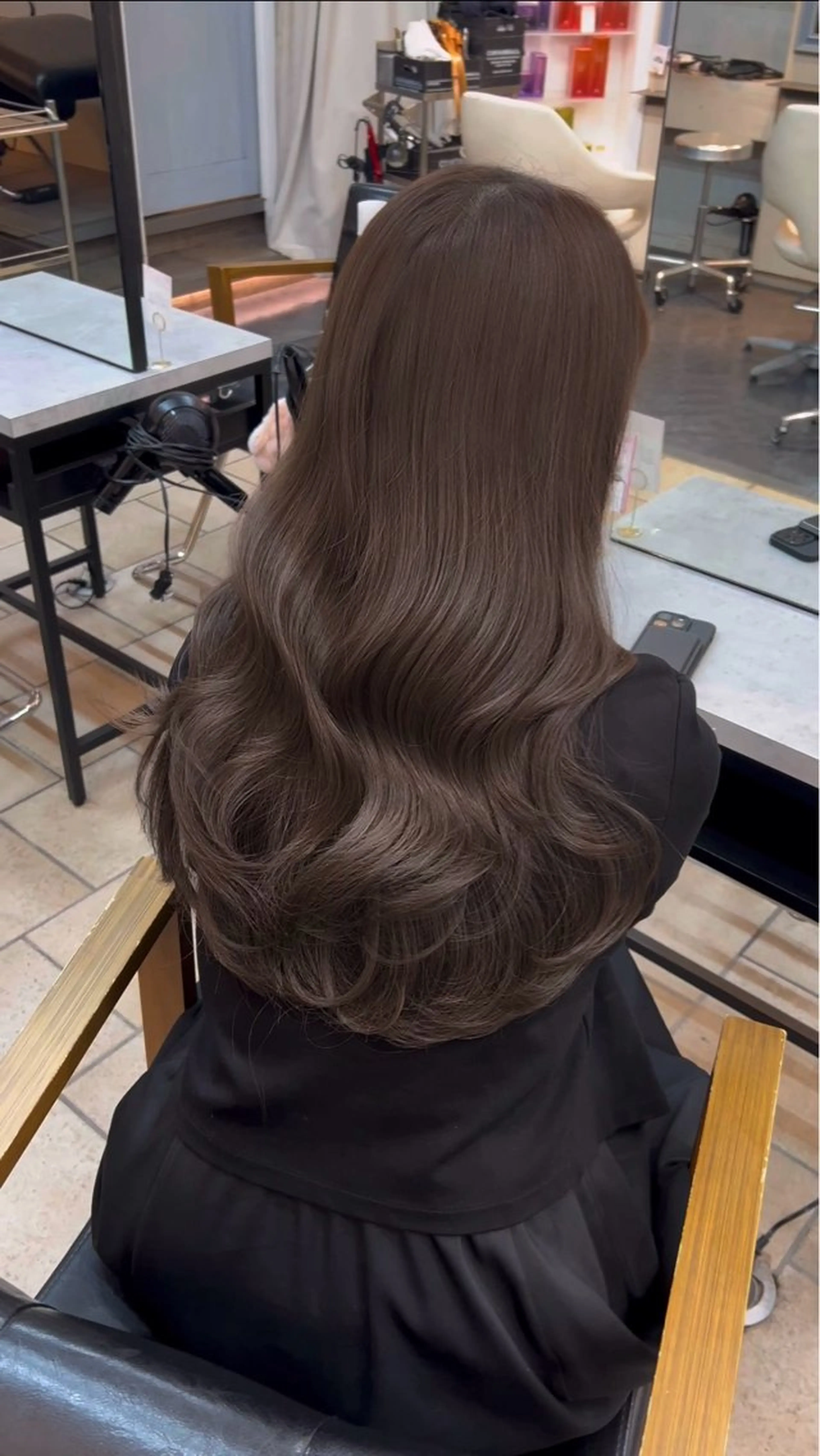 🦋リピーター様🦋艶カラー+Aujua2トリートメントの写真