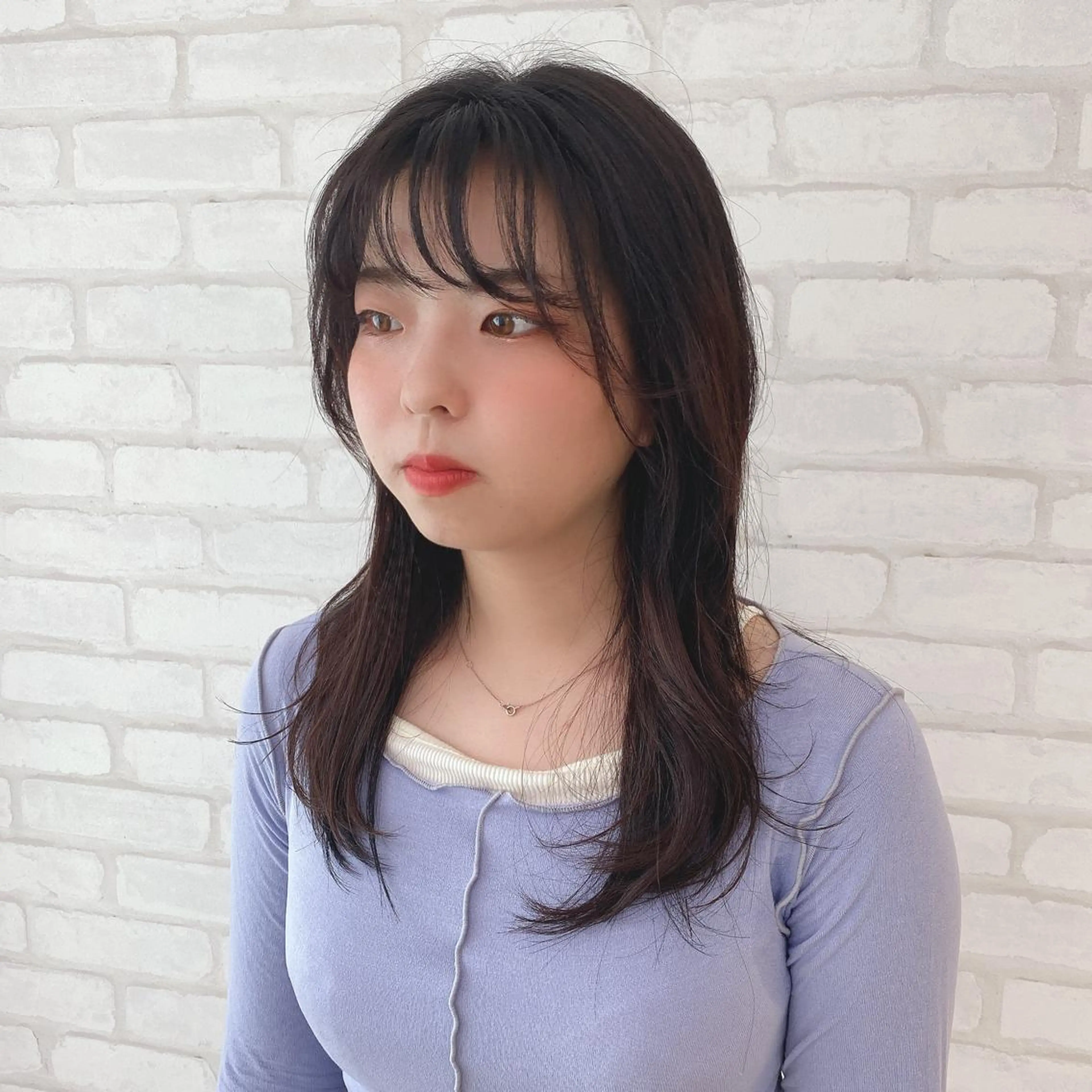 セミロング abilita AZUSAのヘアスタイル