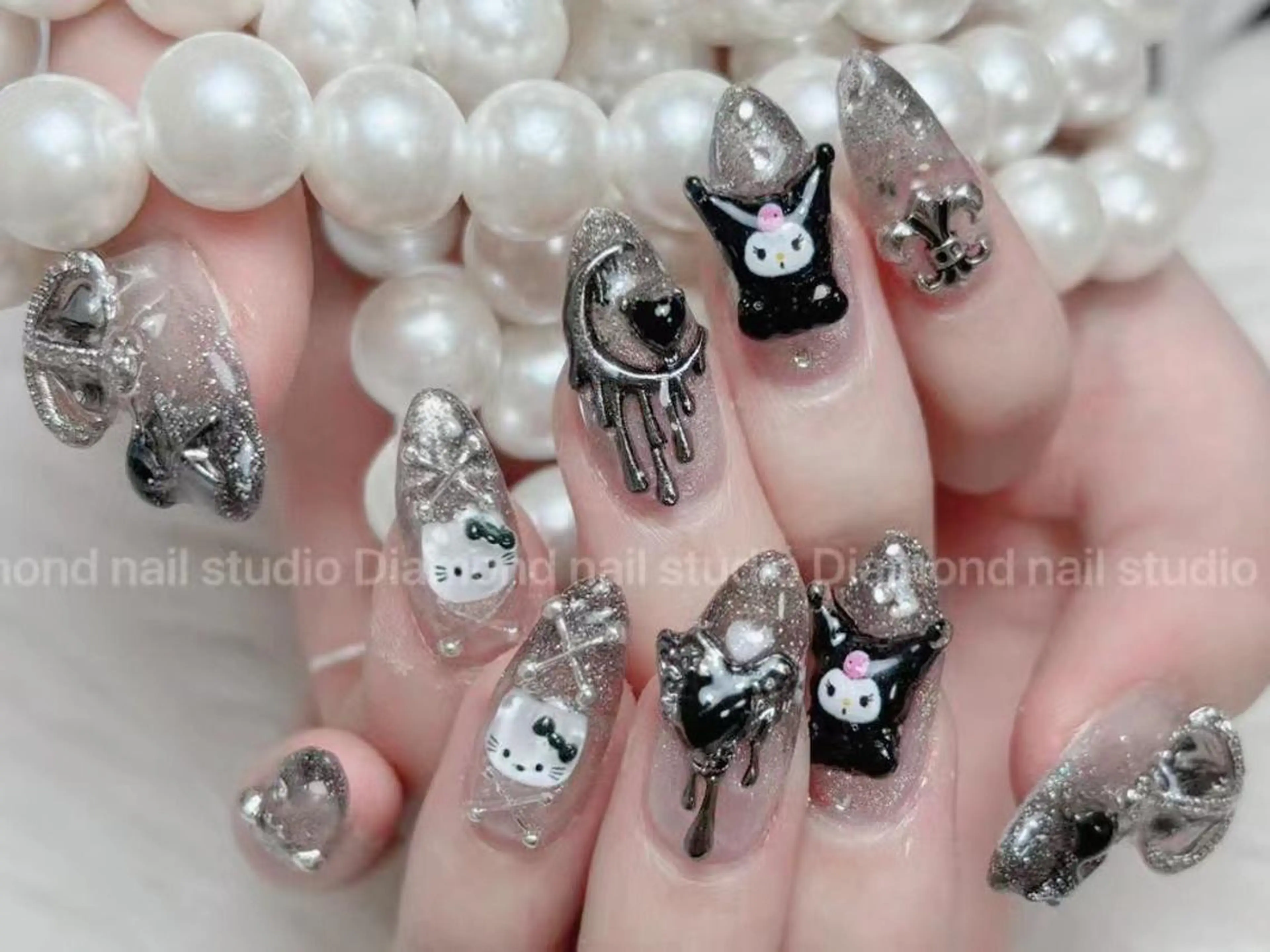 ロング ハンドネイル DIAMOND 💦のネイルデザイン