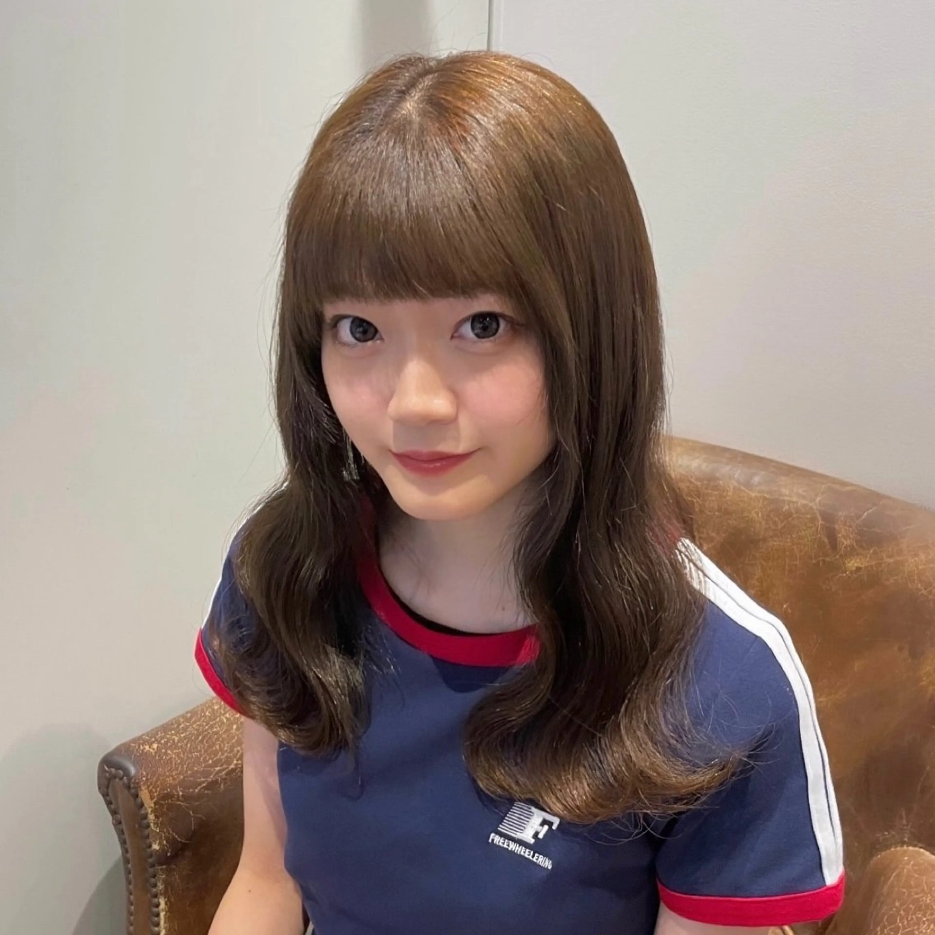 セミロング ヘアカラー トリートメント レイヤー/抜け感カラ ーAI🫧🎀のヘアスタイル