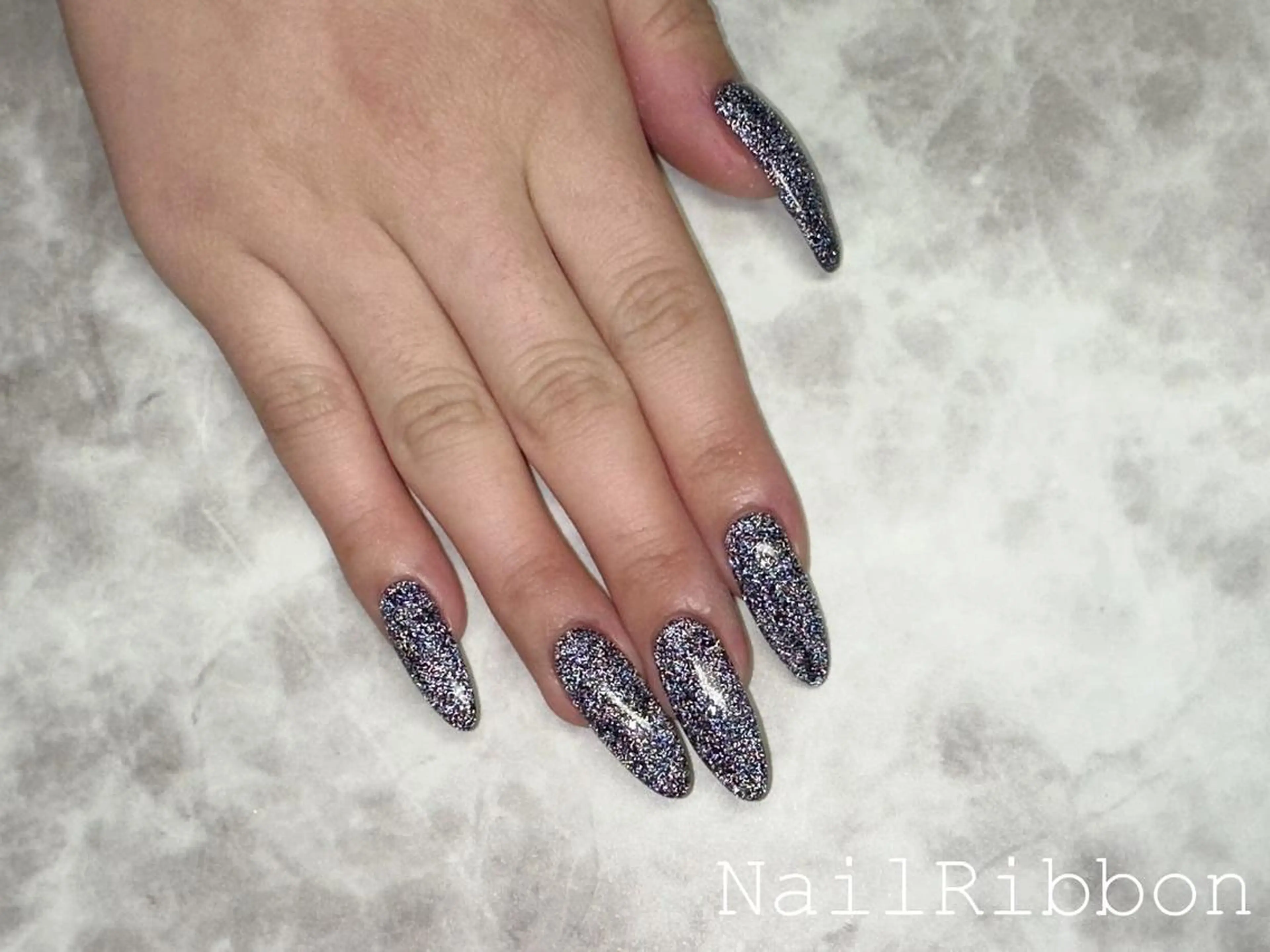 ネイル ハンドネイル 🎀ネイルサロン RIRI🎀のネイルデザイン