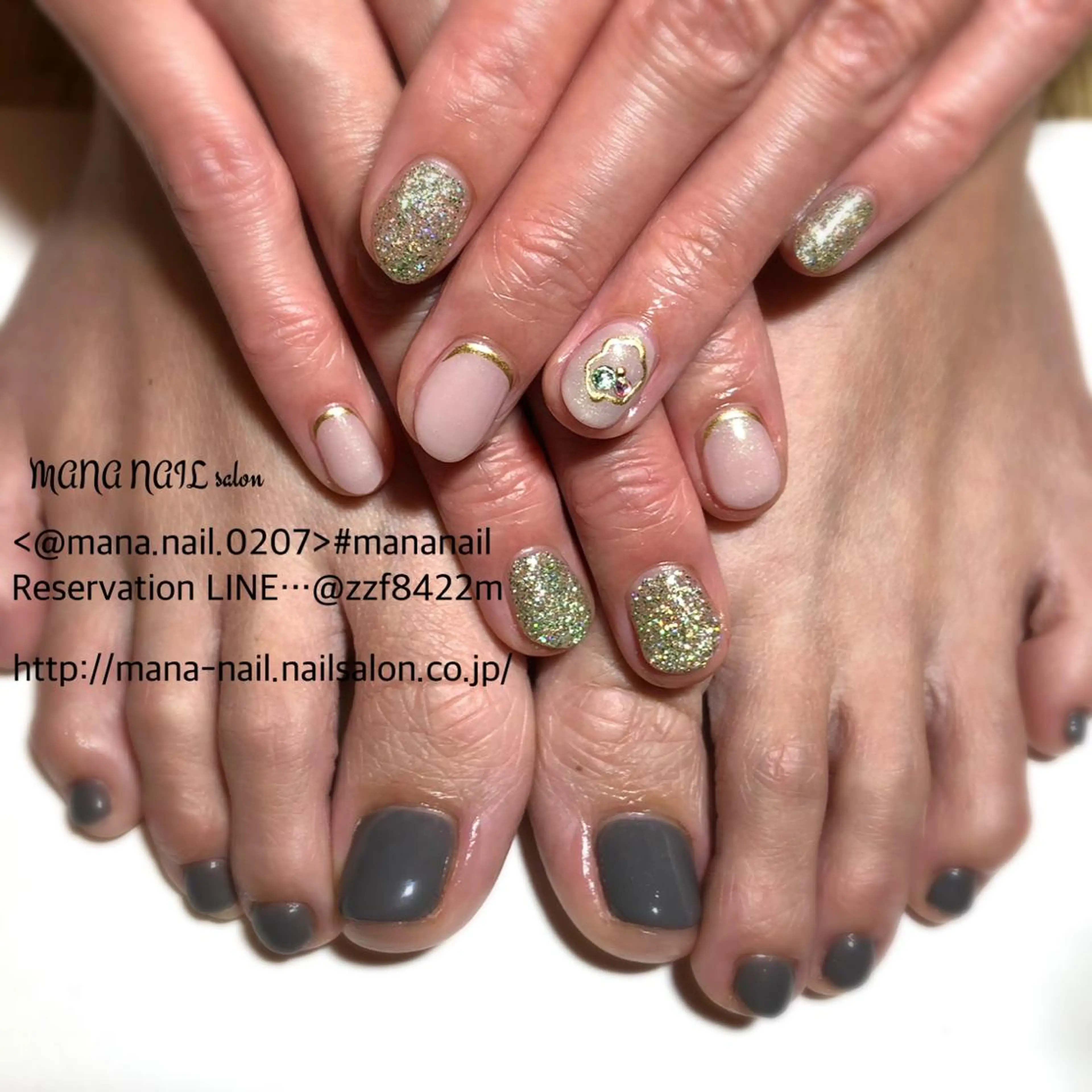 【ハンド+フット】ジェルネイルやり放題+ストーン付け放題の写真