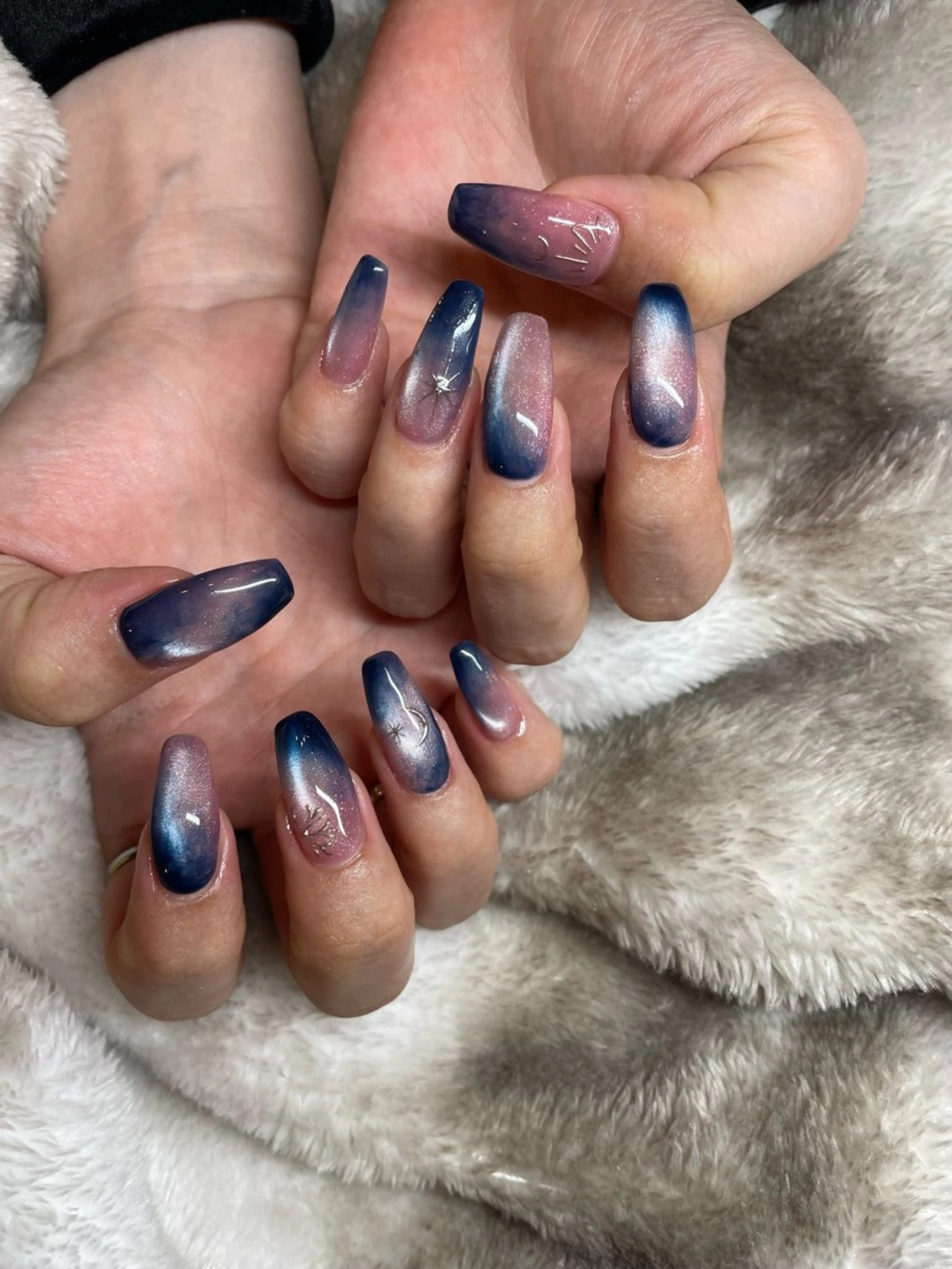 ネイル ハンドネイル revia所属・ERI Nailistのネイルデザイン