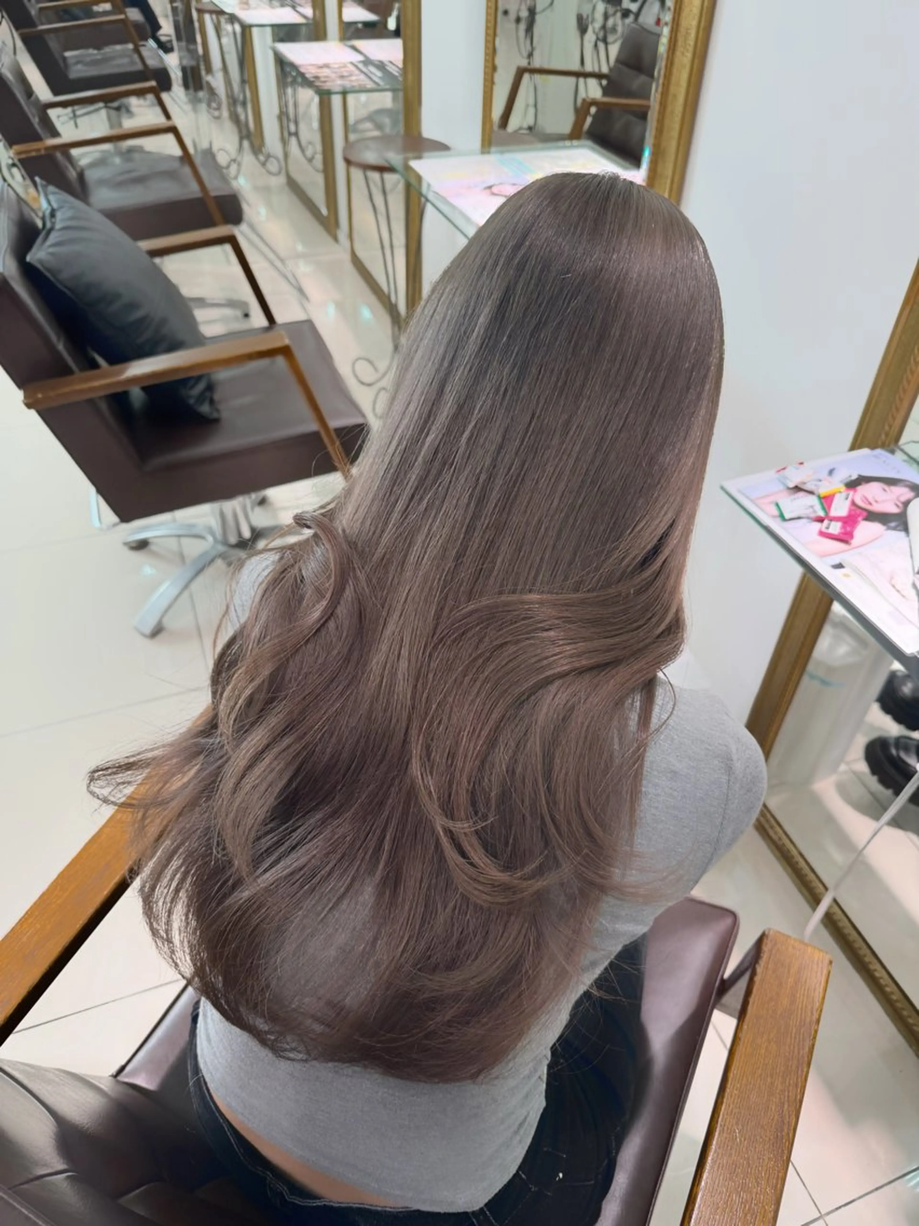 ロング カラー ヘアアレンジ 透明感カラー ai🫧🪞のヘアスタイル