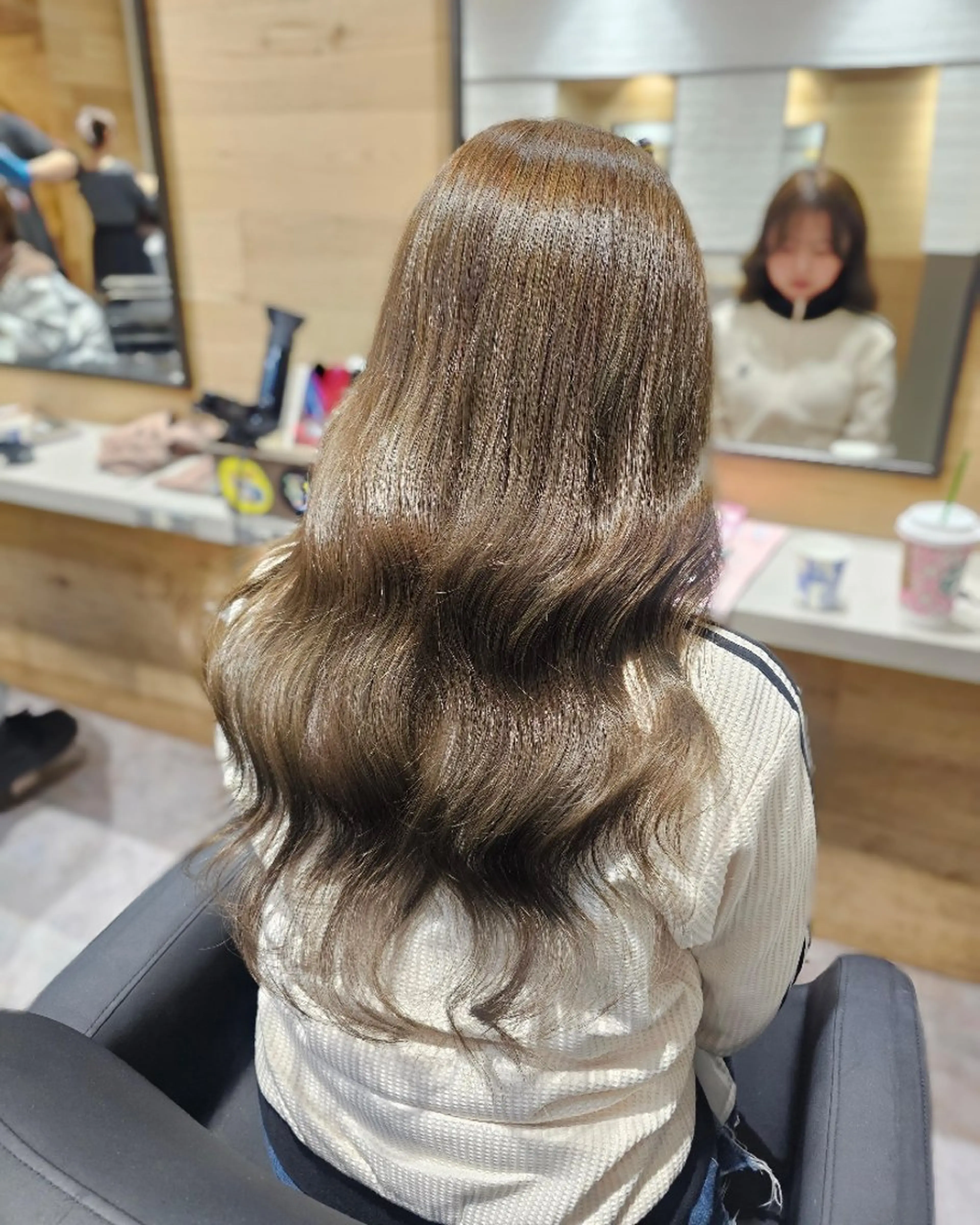 ロング カット ヘアカラー Ayu🐾縮毛矯正/ ブリーチ無しカラーのヘアスタイル