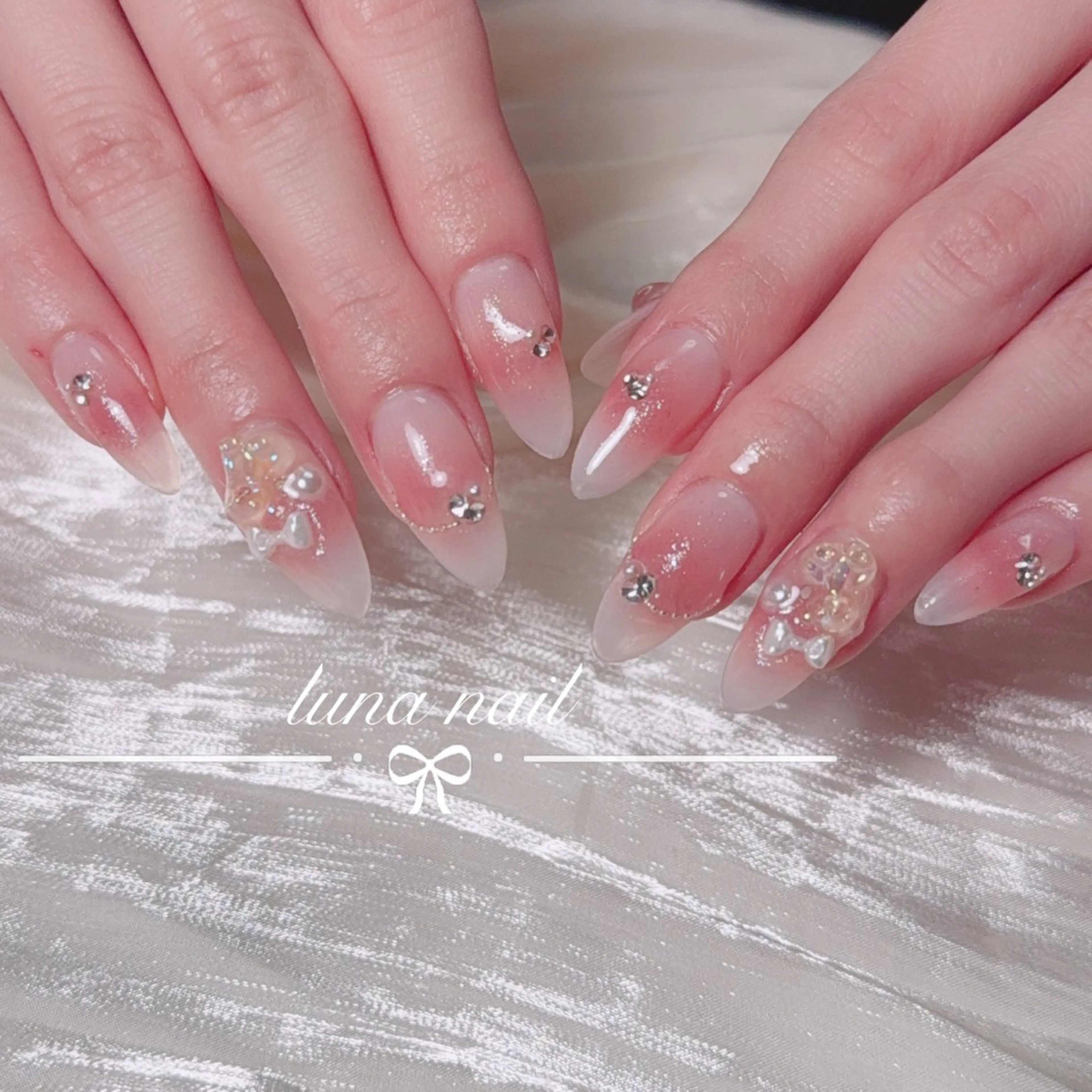 ネイル luna nail ＆eyelashのネイルデザイン