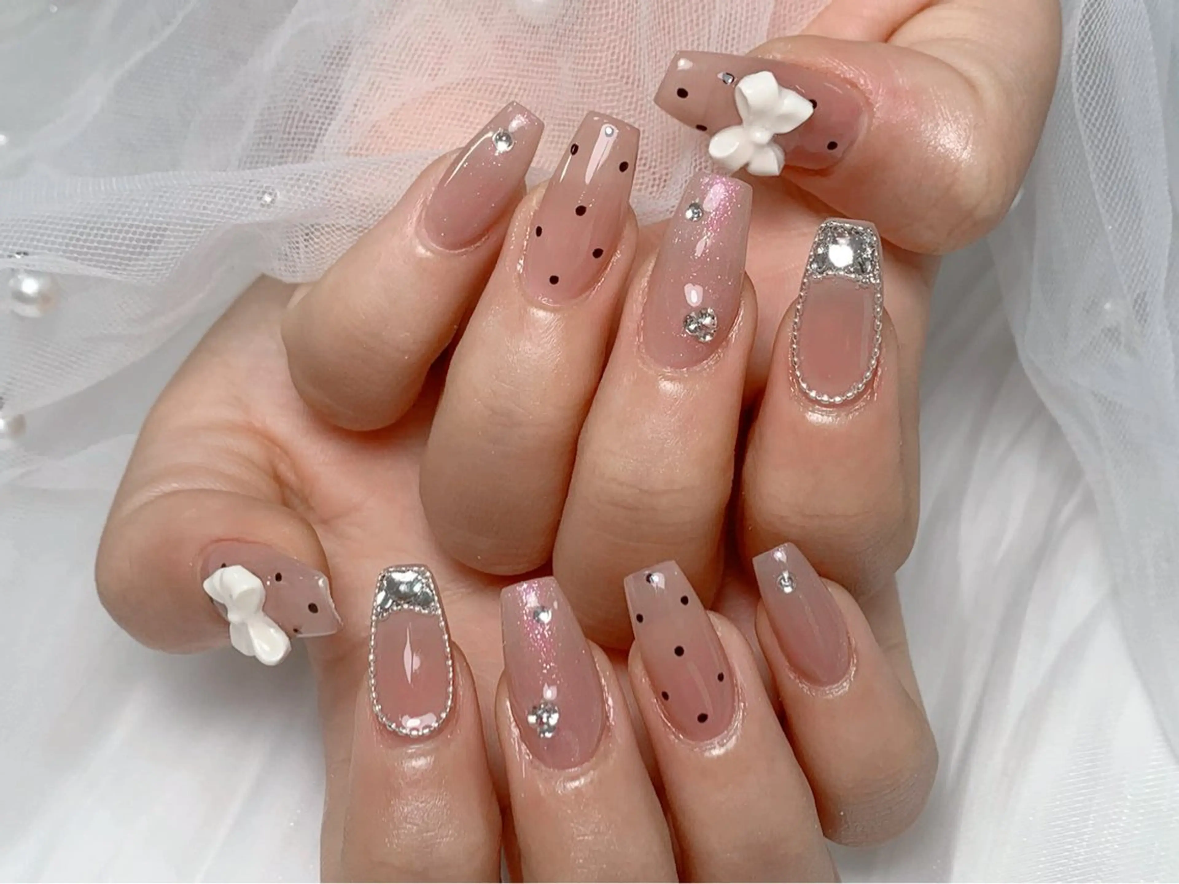 ネイル ハンドネイル ハンドケア 小林 凛のネイルデザイン