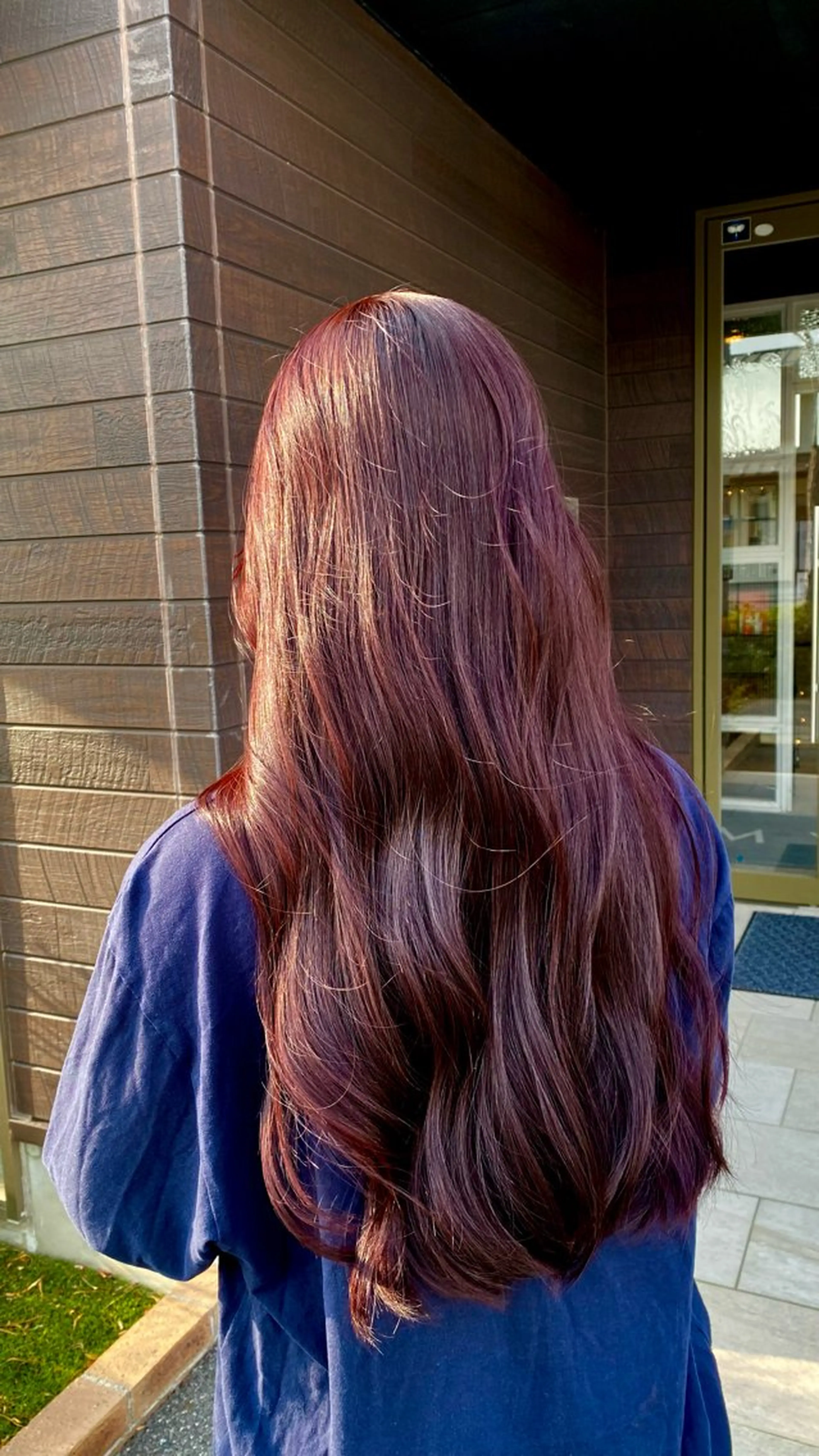 ロング パープルカラー ロング 手塚 こと望のヘアスタイル