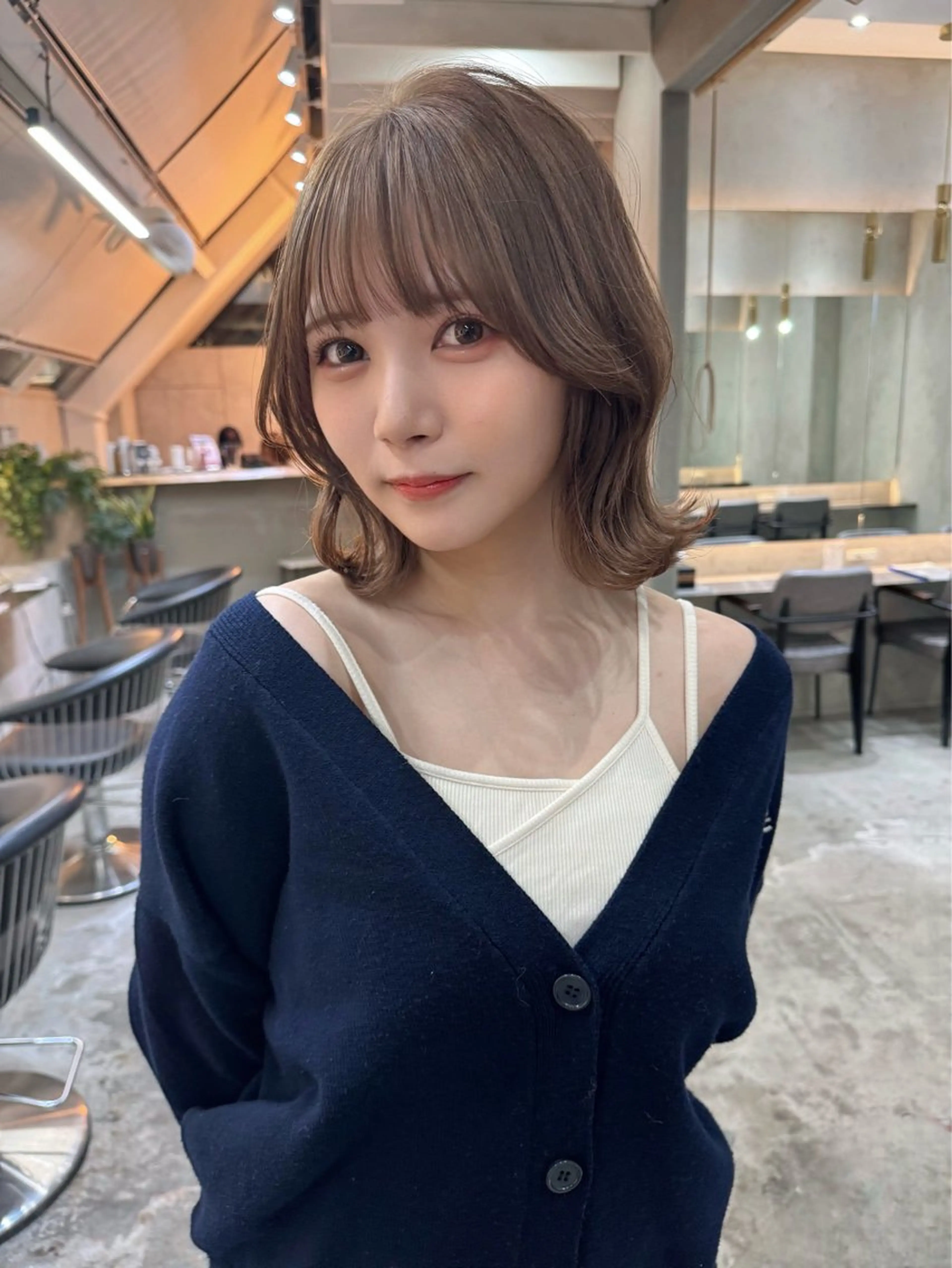 ショート カラー カット ヘアカラー トリートメント ヘアセット ボブ×縮毛矯正× 髪質改善/三ツ木一生のヘアスタイル