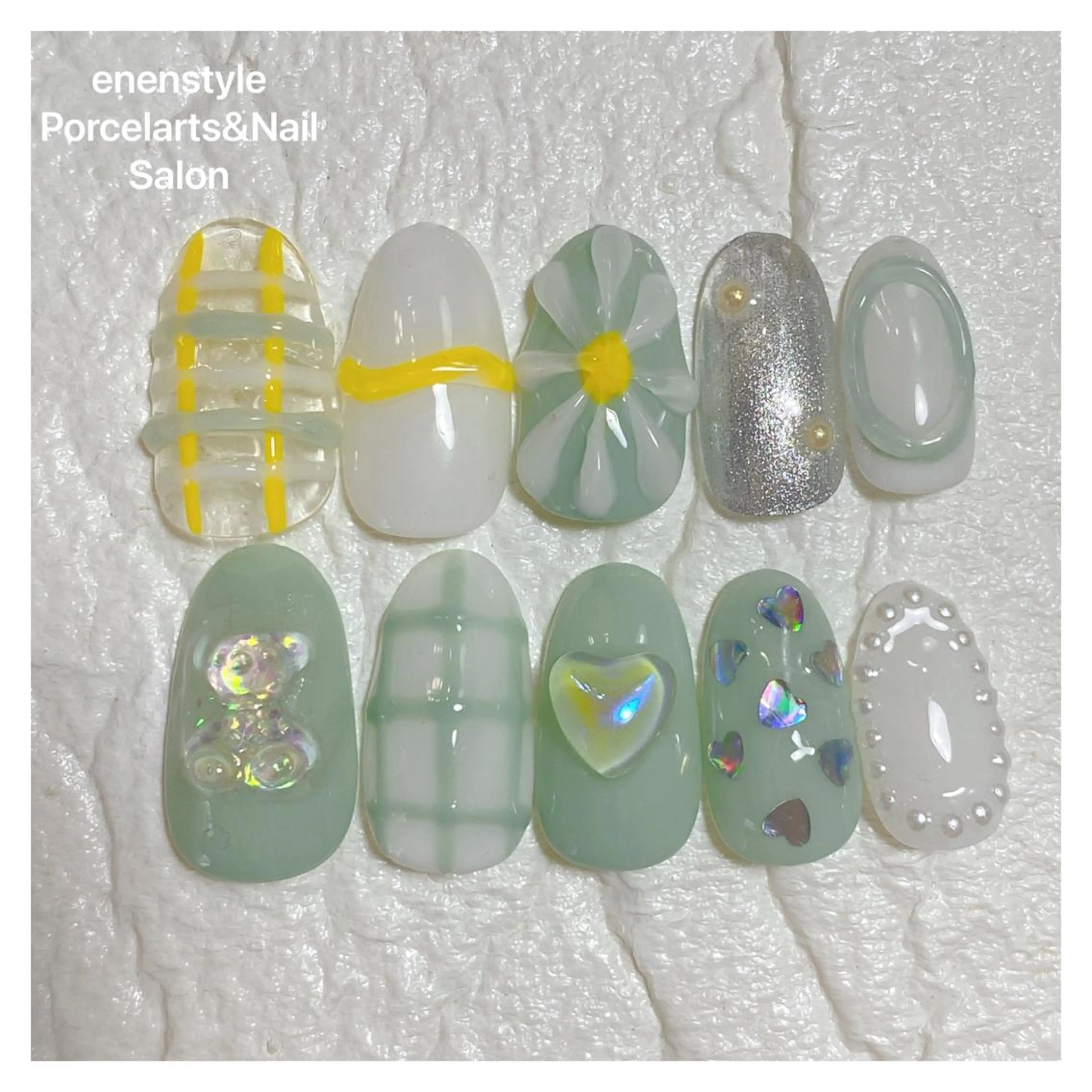 ミディアム ネイル 👑enen style👑のネイルデザイン