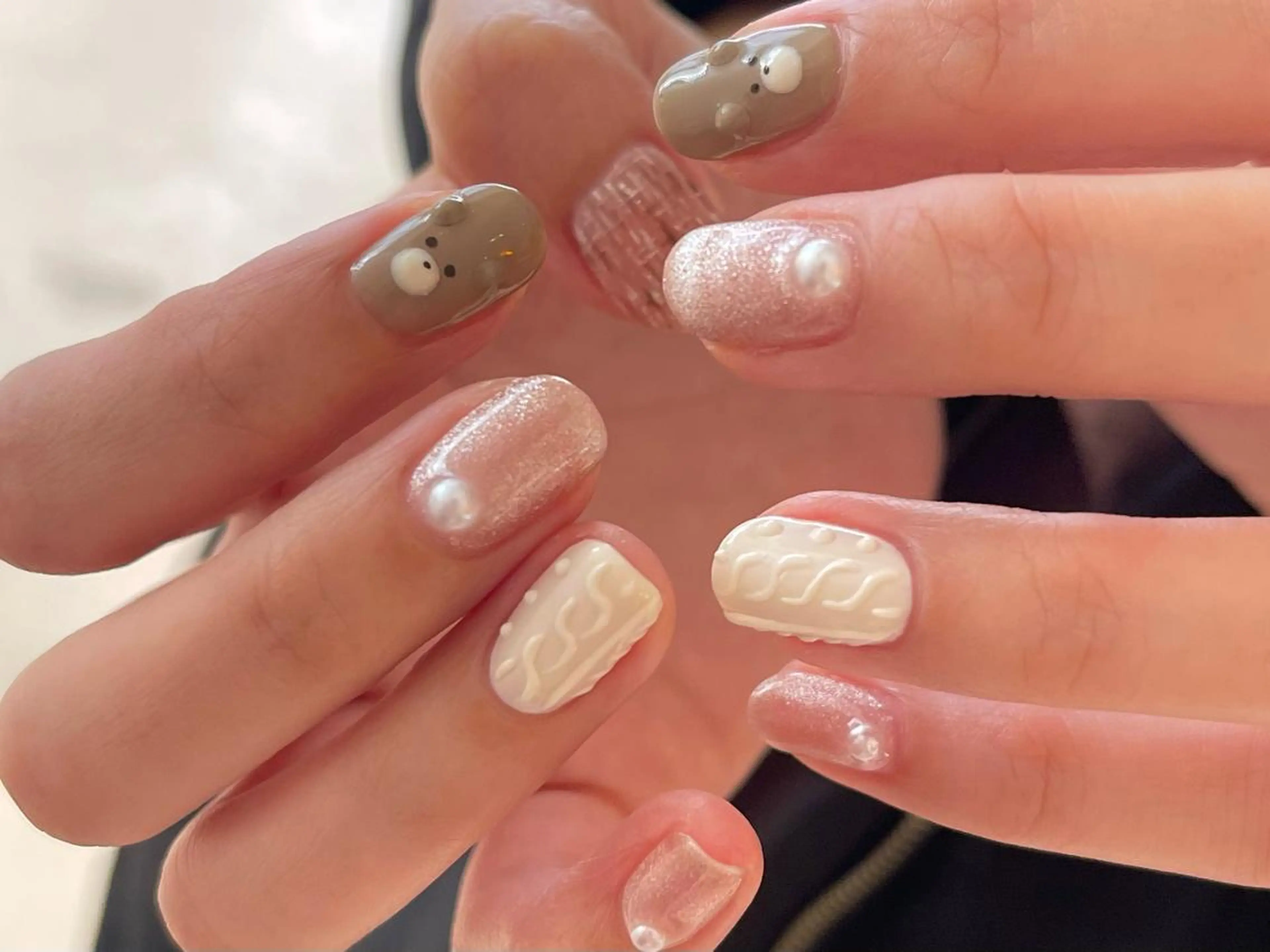 ネイル ハンドネイル ハンドケア esby Loely MIZUKIのネイルデザイン