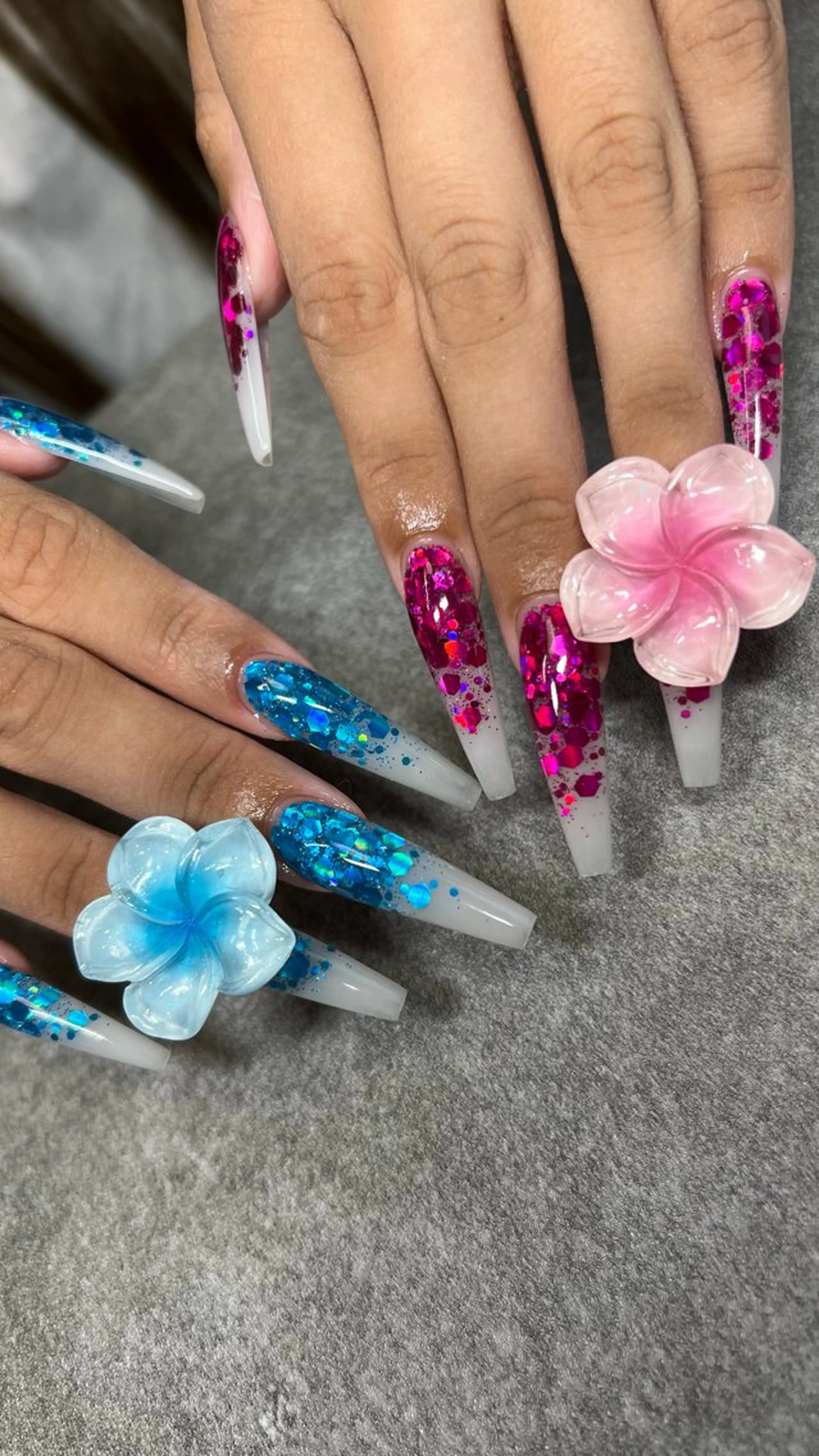 ネイル 𝐧𝐚𝐢𝐥 𝐌𝐢𝐖𝐢𝐢のネイルデザイン