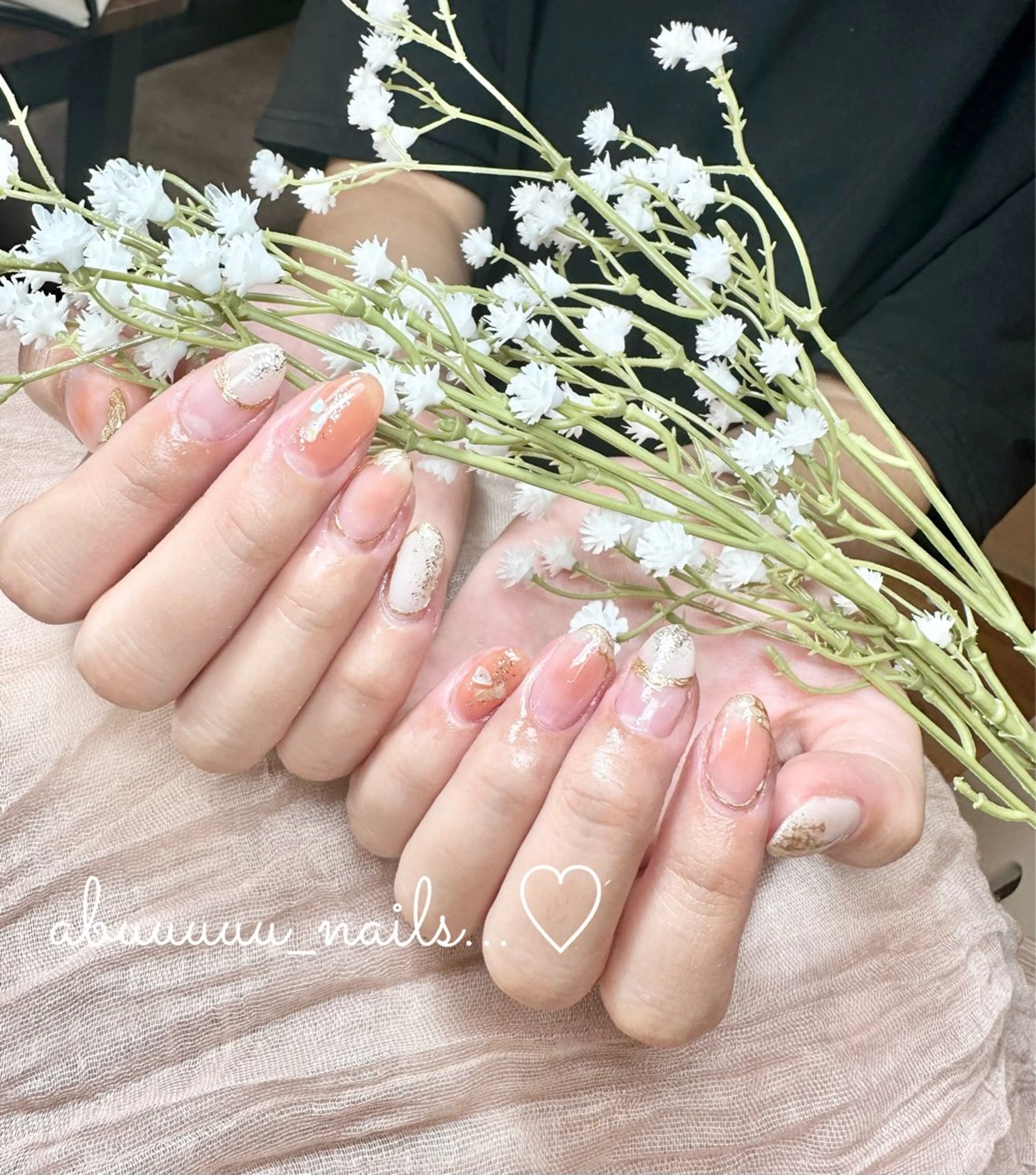 ネイル アートネイル チークネイル ミラーネイル ニュアンスネイル abuuuuu nailsのネイルデザイン