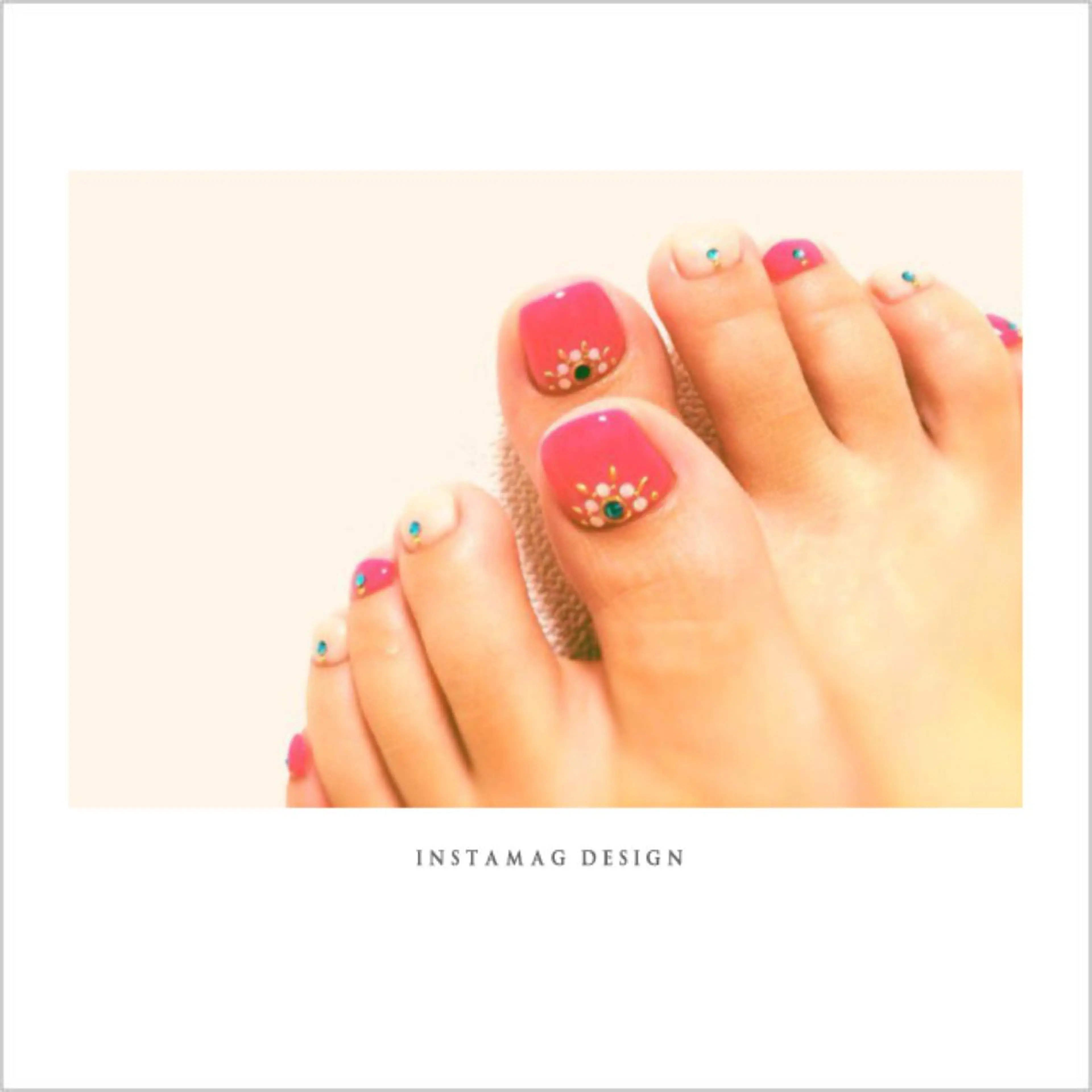 ネイル フットネイル ストーンネイル Ly   hair（リーヘア）所属・Lyhair🦊🎀 AKIのヘアスタイル