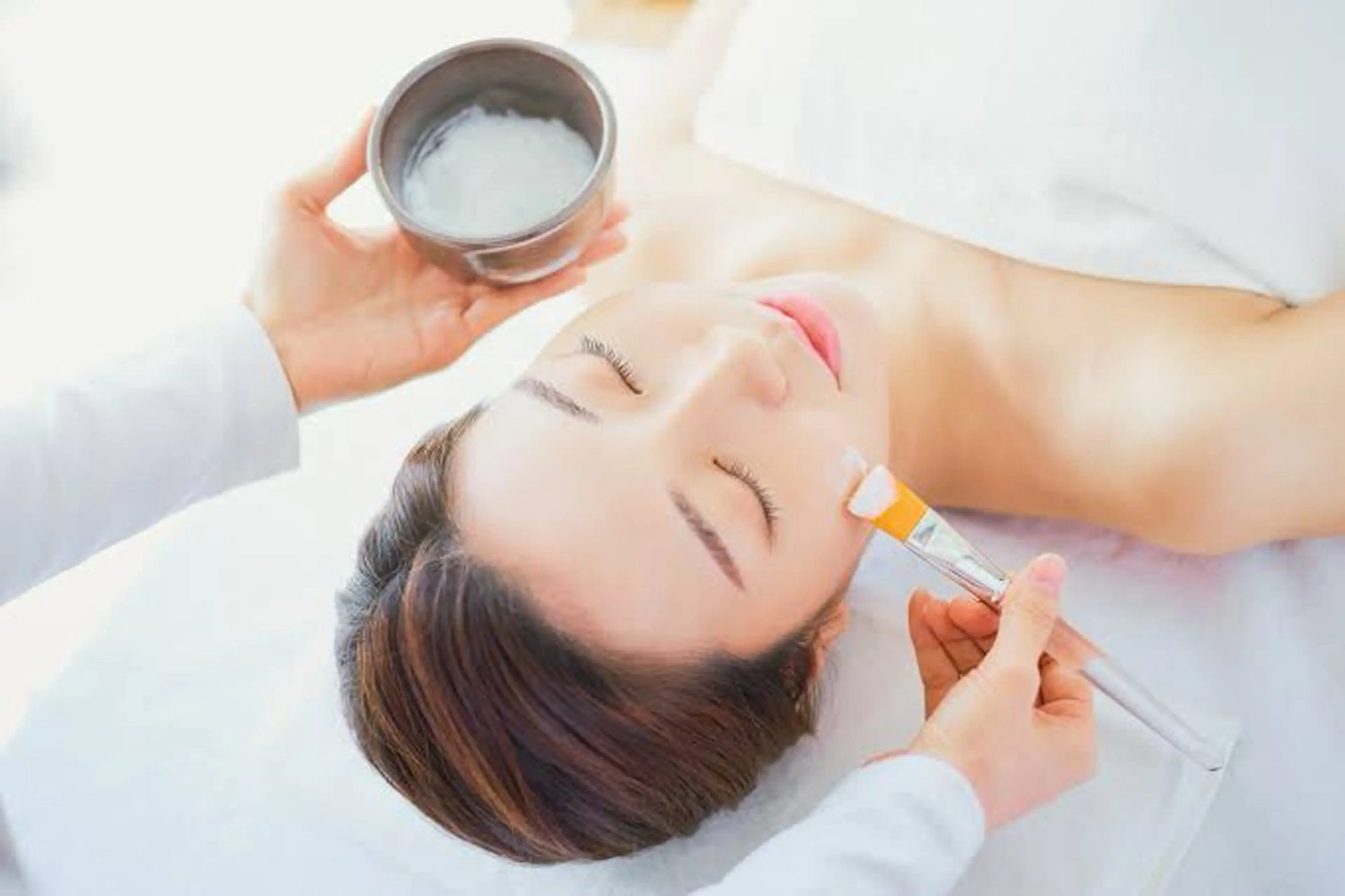 日焼け後鎮静ケア【クイック肌管理】毛穴掃除/白玉トリートメント  ¥7000→の写真