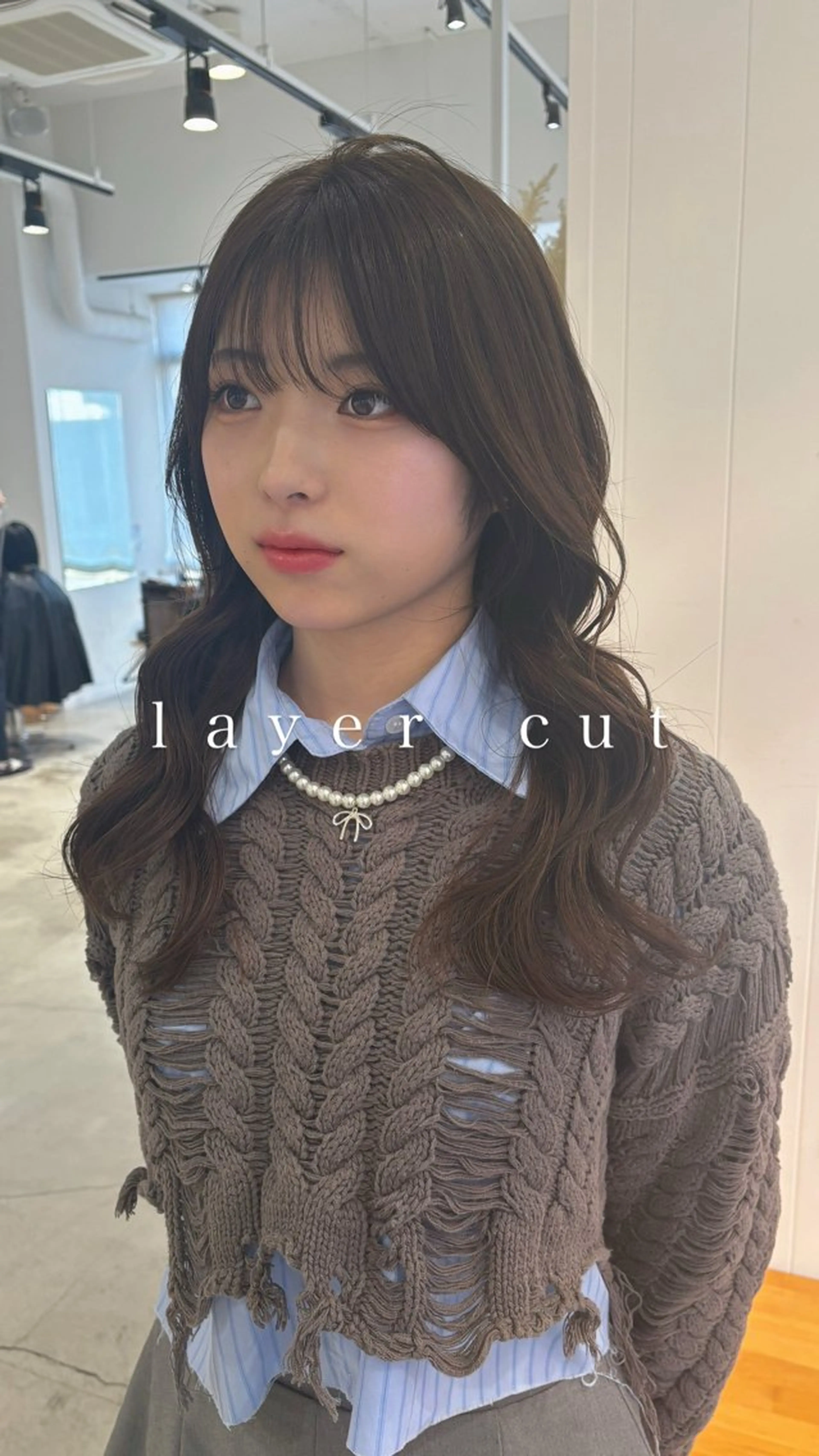 セミロング カラー オリーブカラー ヨシンモリ レイヤーカット hair shioのヘアスタイル