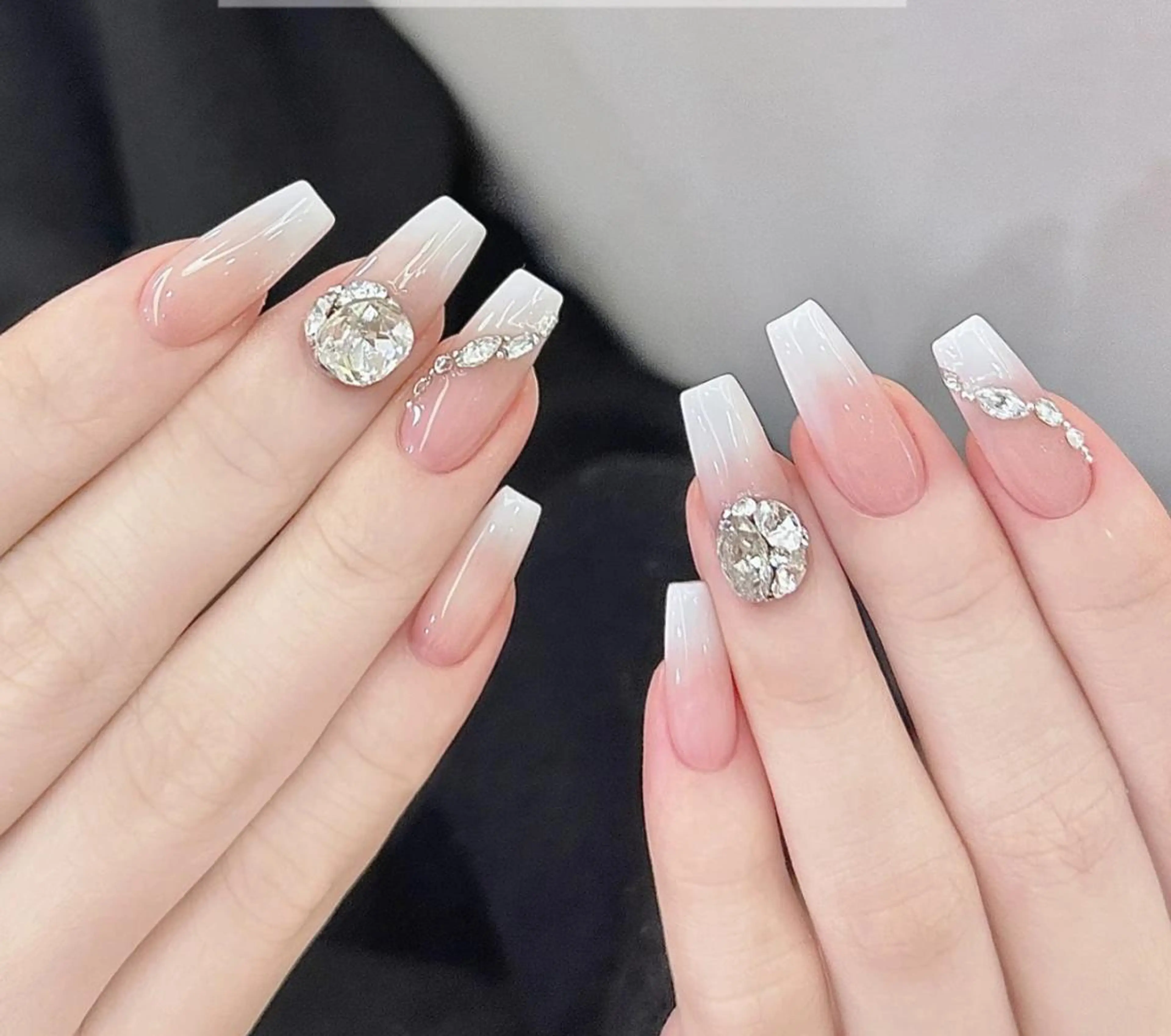 ネイル ハンドネイル 🎀 NaNa_nailのネイルデザイン