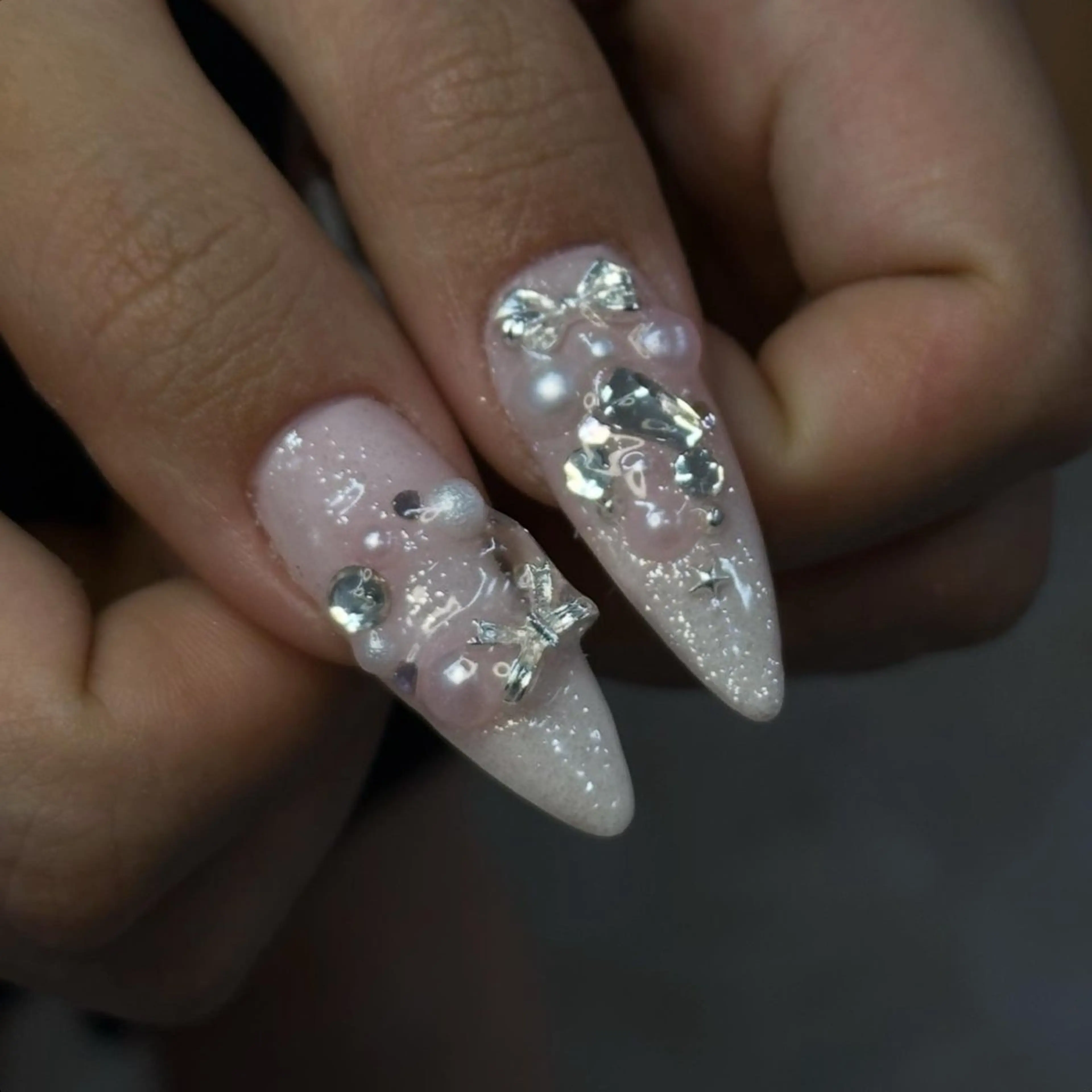 ネイル ハンドネイル フットネイル YukaRyu /個性派デザインのネイルデザイン