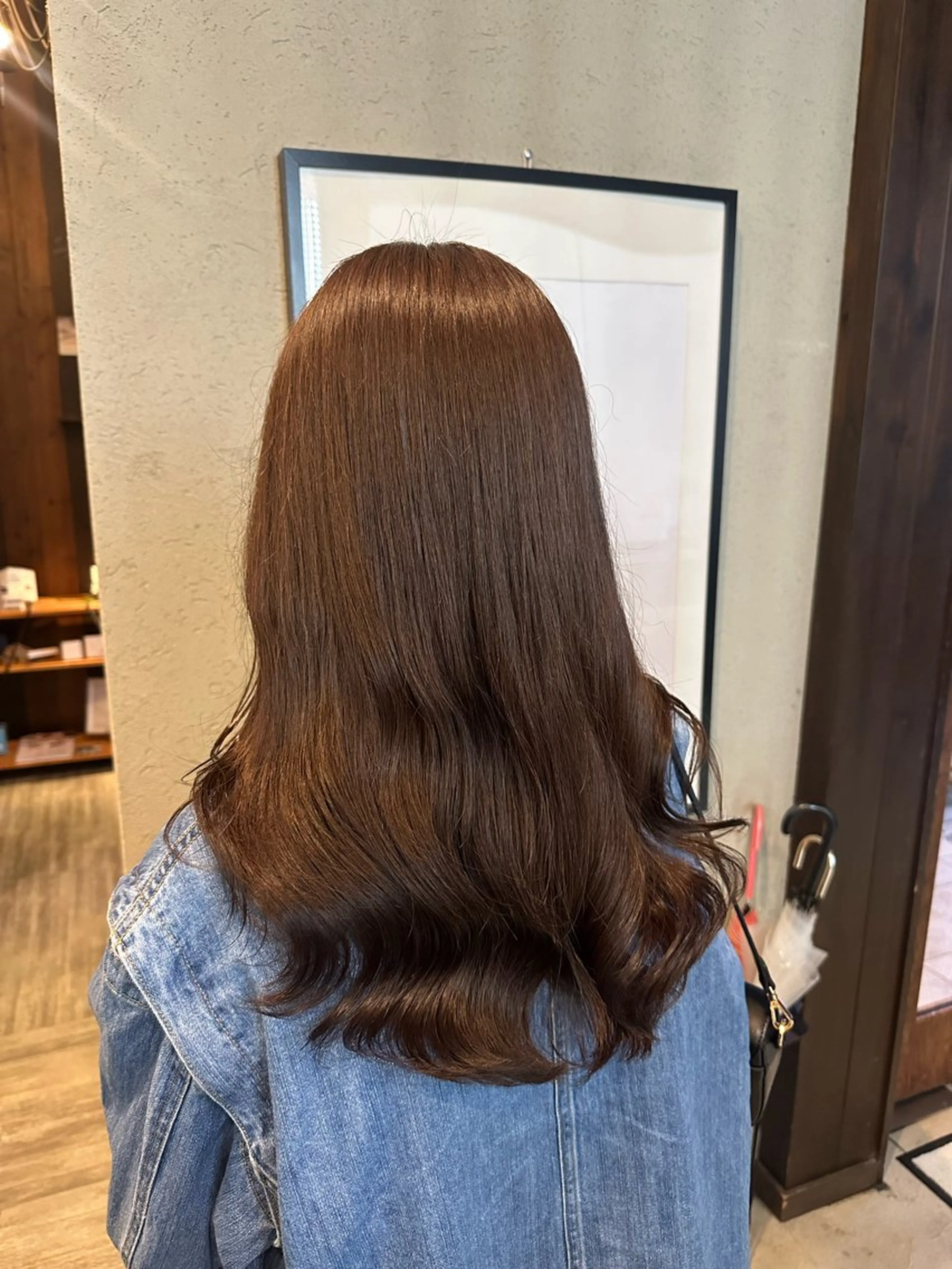 ロング カラー ブラウンカラー チョコレートブラウン ヘアカラー BRANCHÉ小牧/ 西尾 美月のヘアスタイル