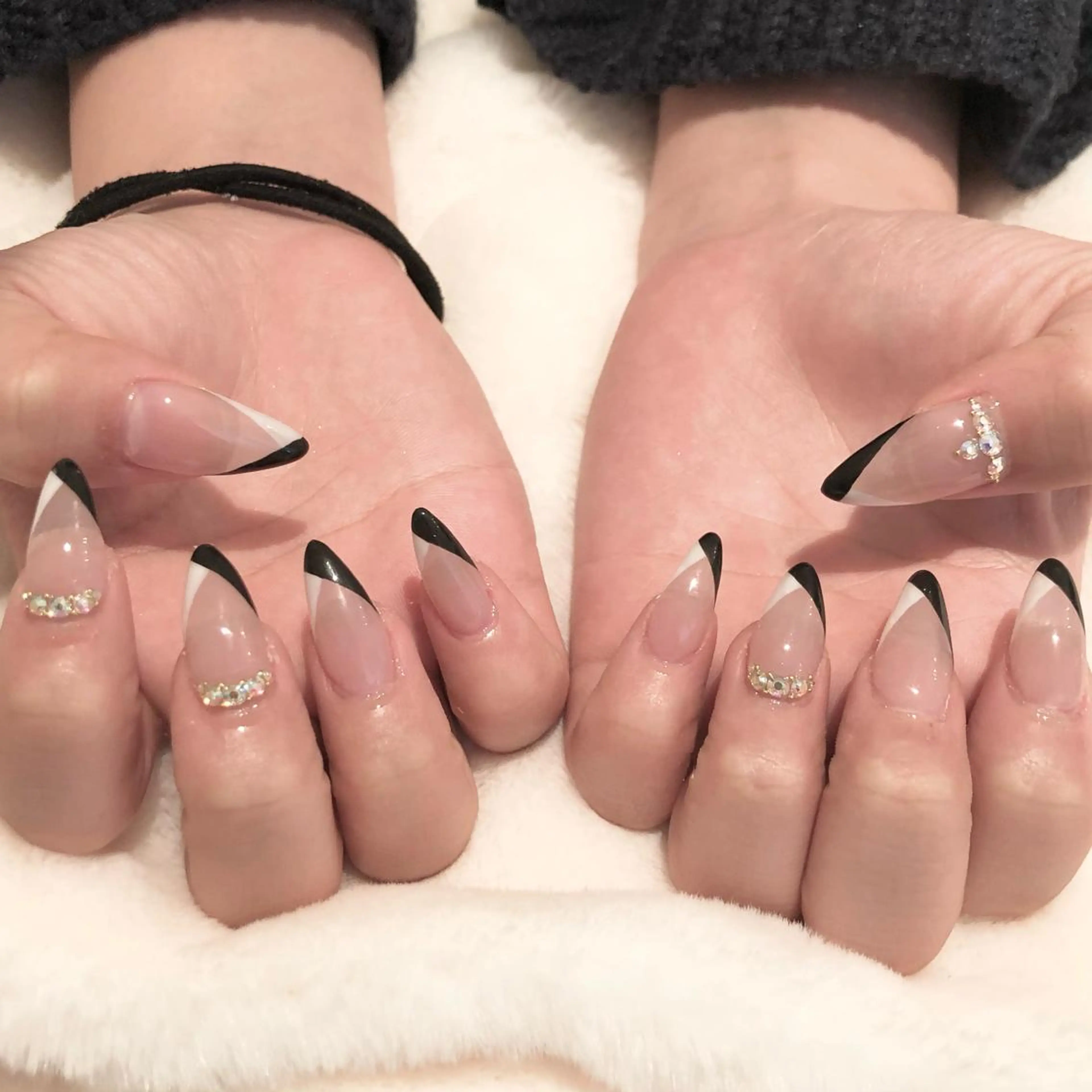 ネイル ドライヘッドスパ 名古屋駅徒歩5分のエステ・リラクイメージ