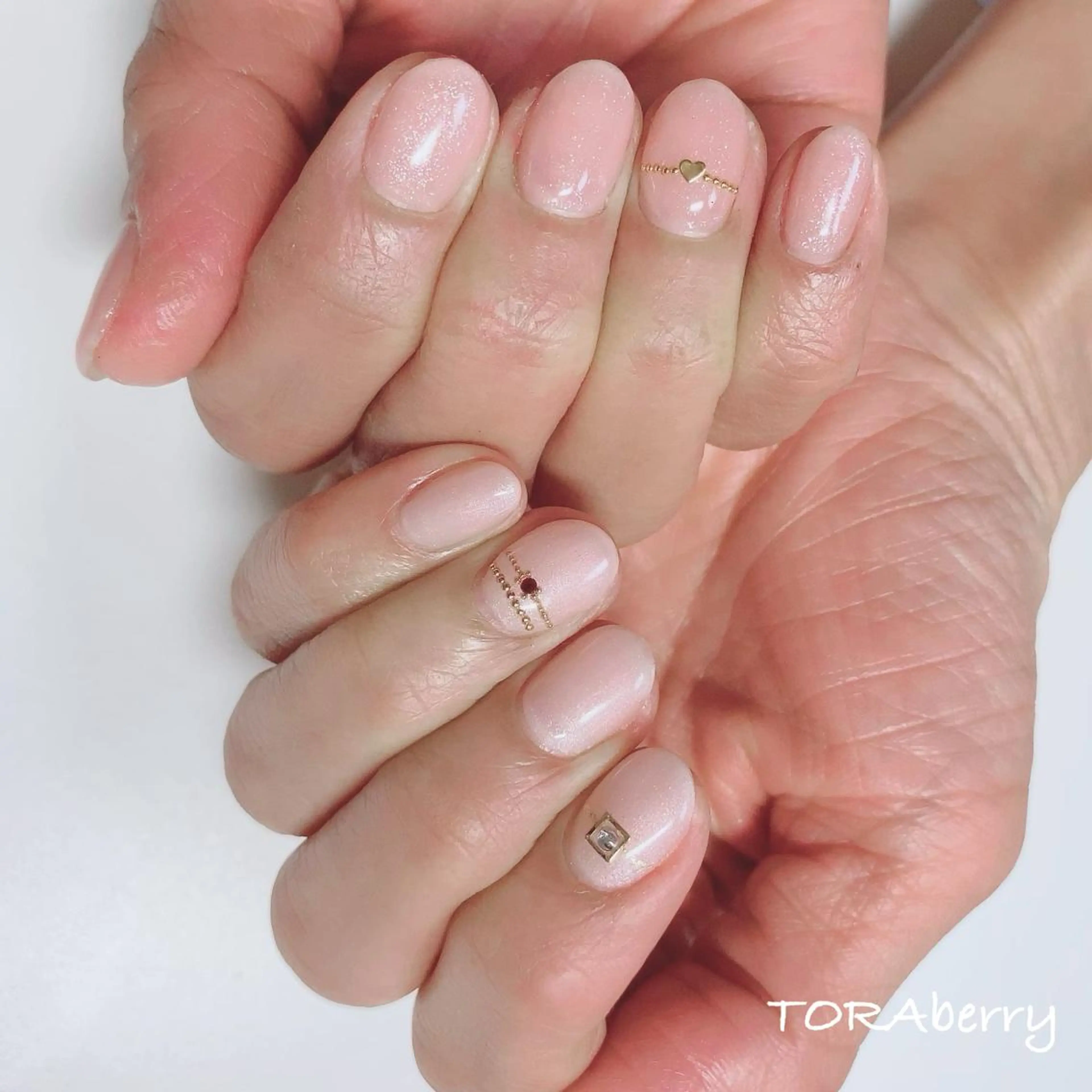 ネイル ハンドネイル ネイリスト なつみのネイルデザイン