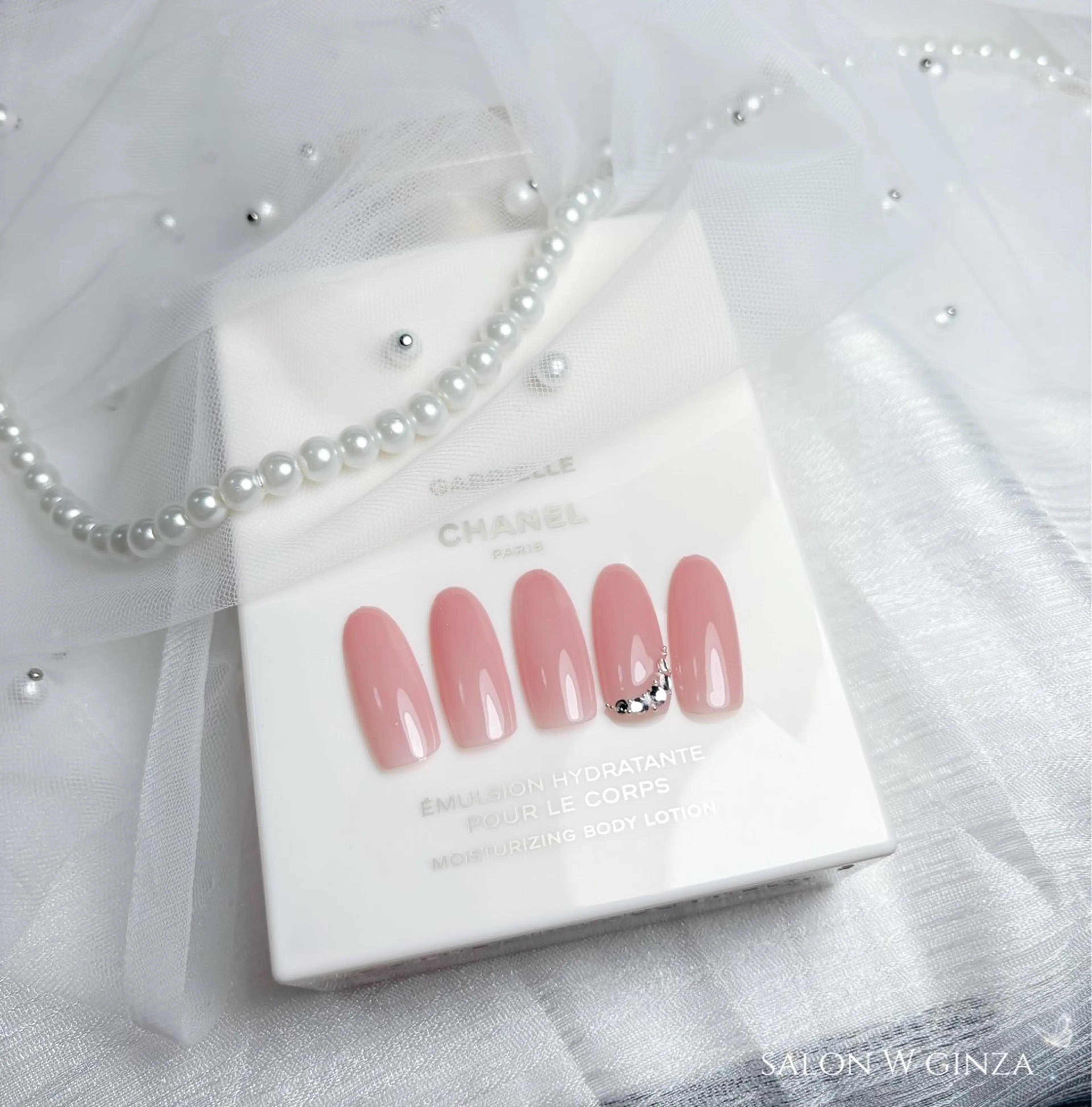 ネイル 美フォルム＆フィルインの専門店 salon W 銀座店【サロンダブリュー】所属・salon W✨ Rikoのネイルデザイン