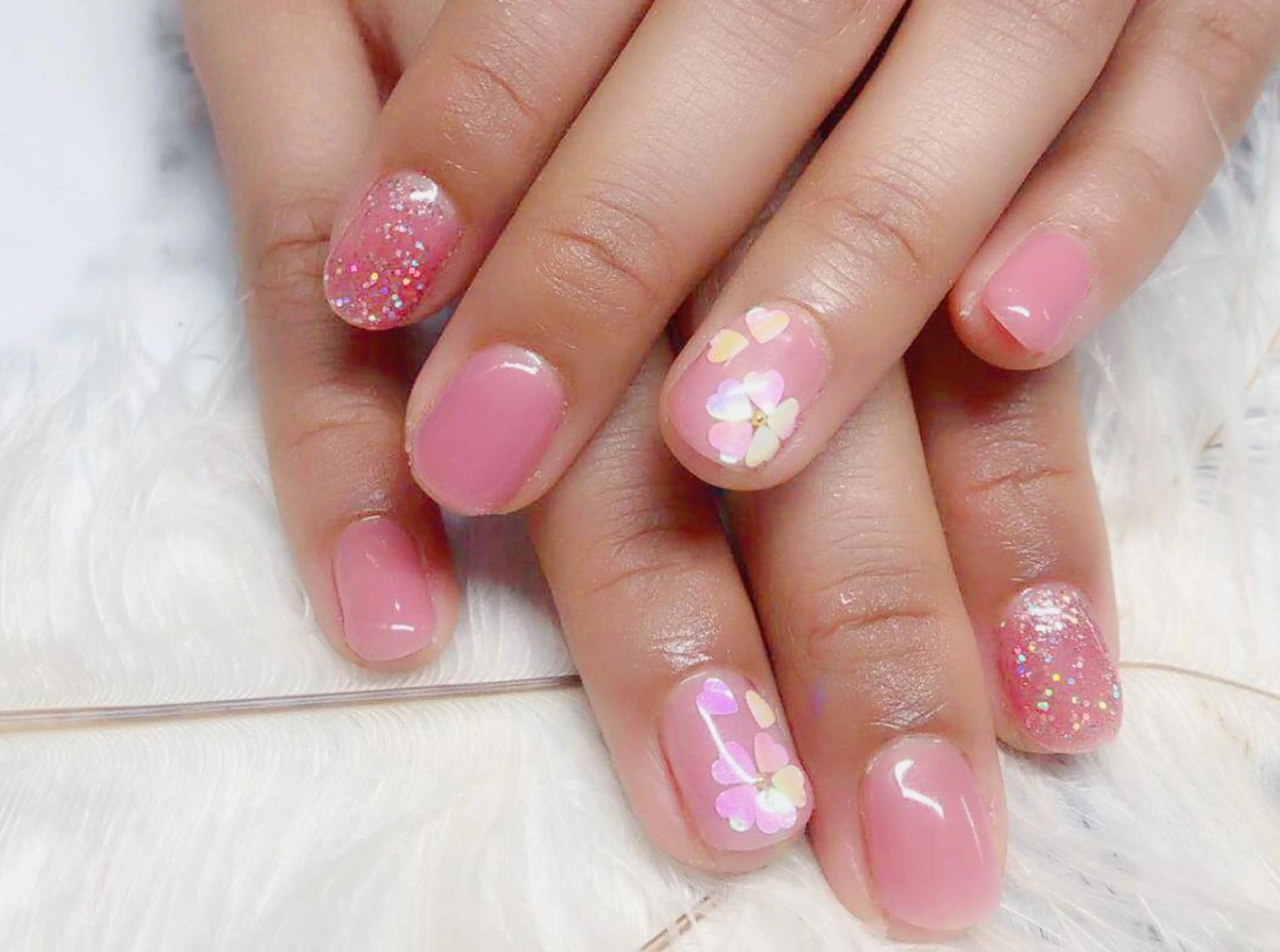 ネイル ハンドネイル マジックミラー所属・マジック ミラーのネイルデザイン