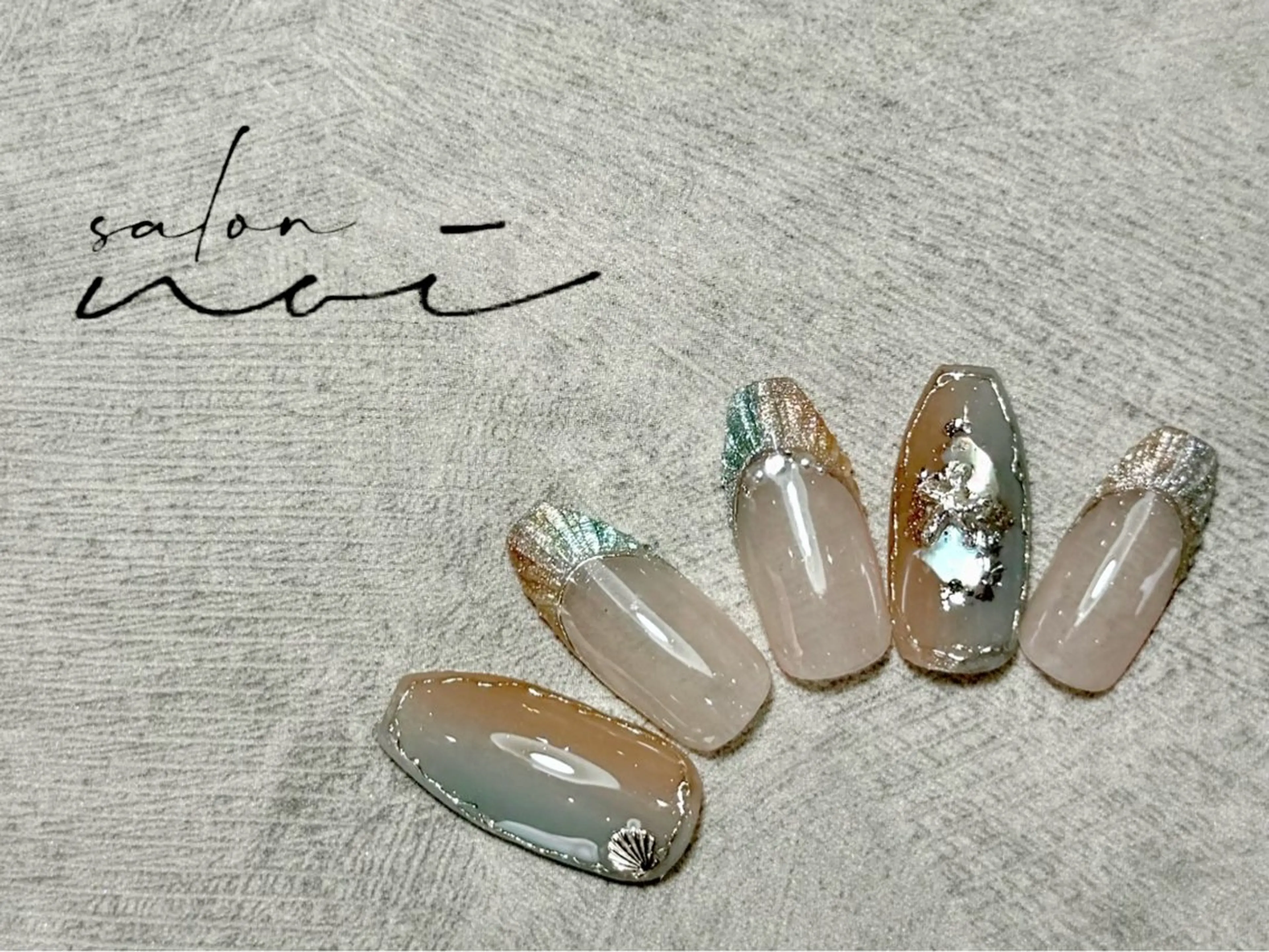 ネイル フレンチネイル ハンドネイル salon noi所属・salon noiのネイルデザイン