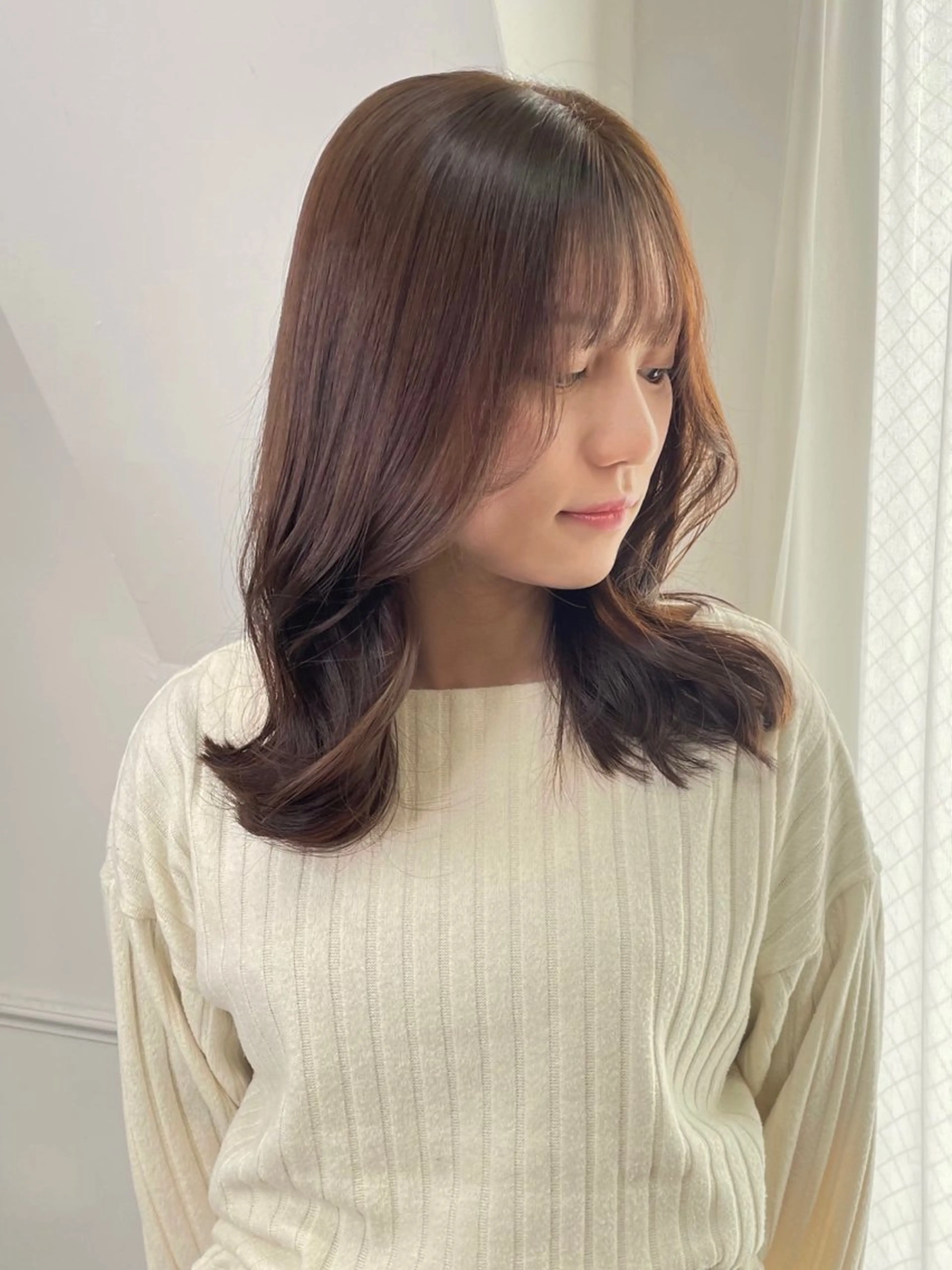 ロング カラー ヘアアレンジ アッシュ ベージュカラー ブリーチ 透明感カラー ダブルカラー カット ヘアカラー トリートメント maoブリーチ無し 似合わせカラーのヘアスタイル