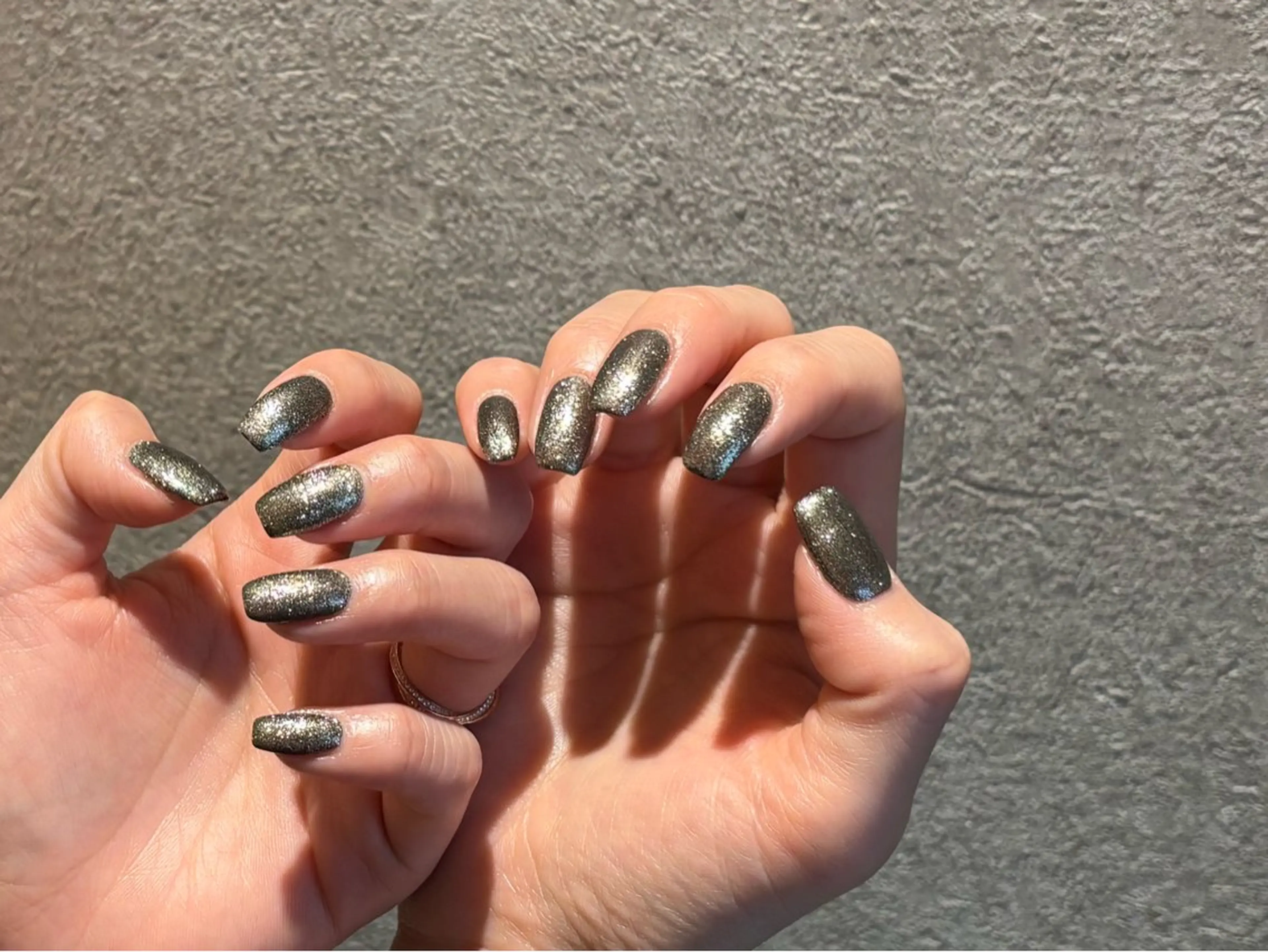 ネイル ジェルネイル マグネットネイル ワンカラーネイル パラジェル シンプルネイル ハンドネイル Huea所属・パラジェル / マグネット/AYAのネイルデザイン