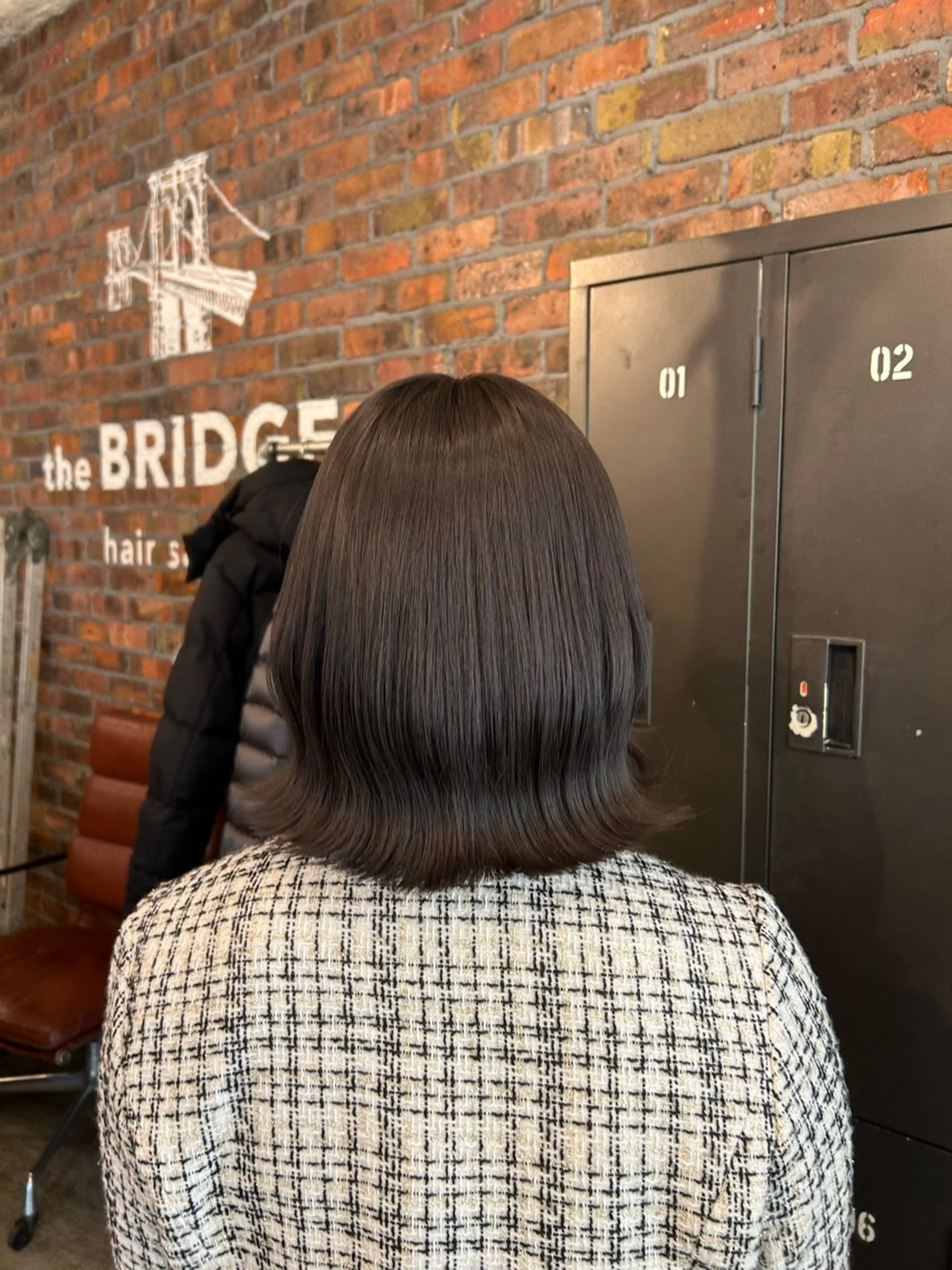 ショート カラー グレージュ カット ヘアカラー the BRIDGE 加藤みのりのヘアスタイル