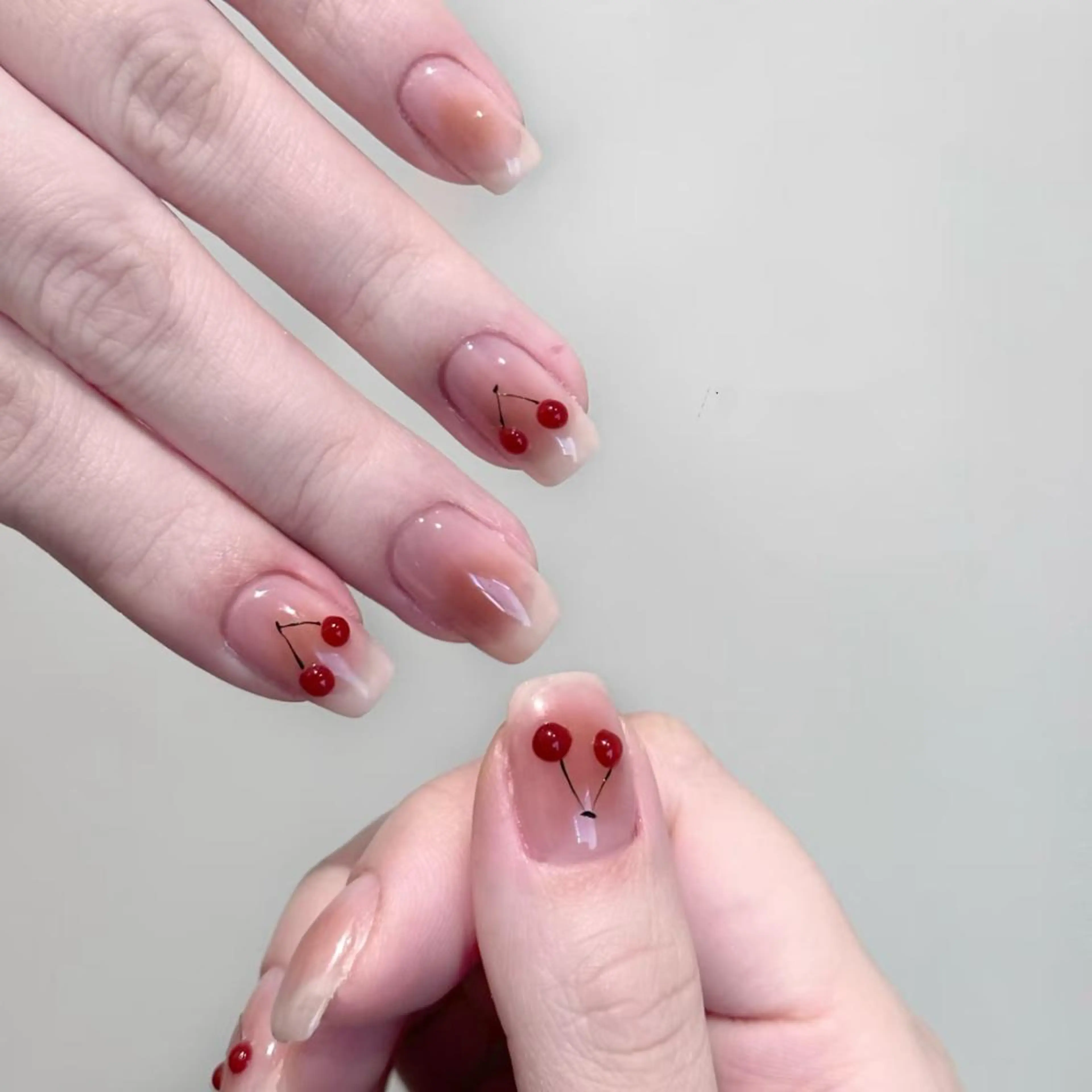 ネイル RAFFINE 月🦋🩵のネイルデザイン