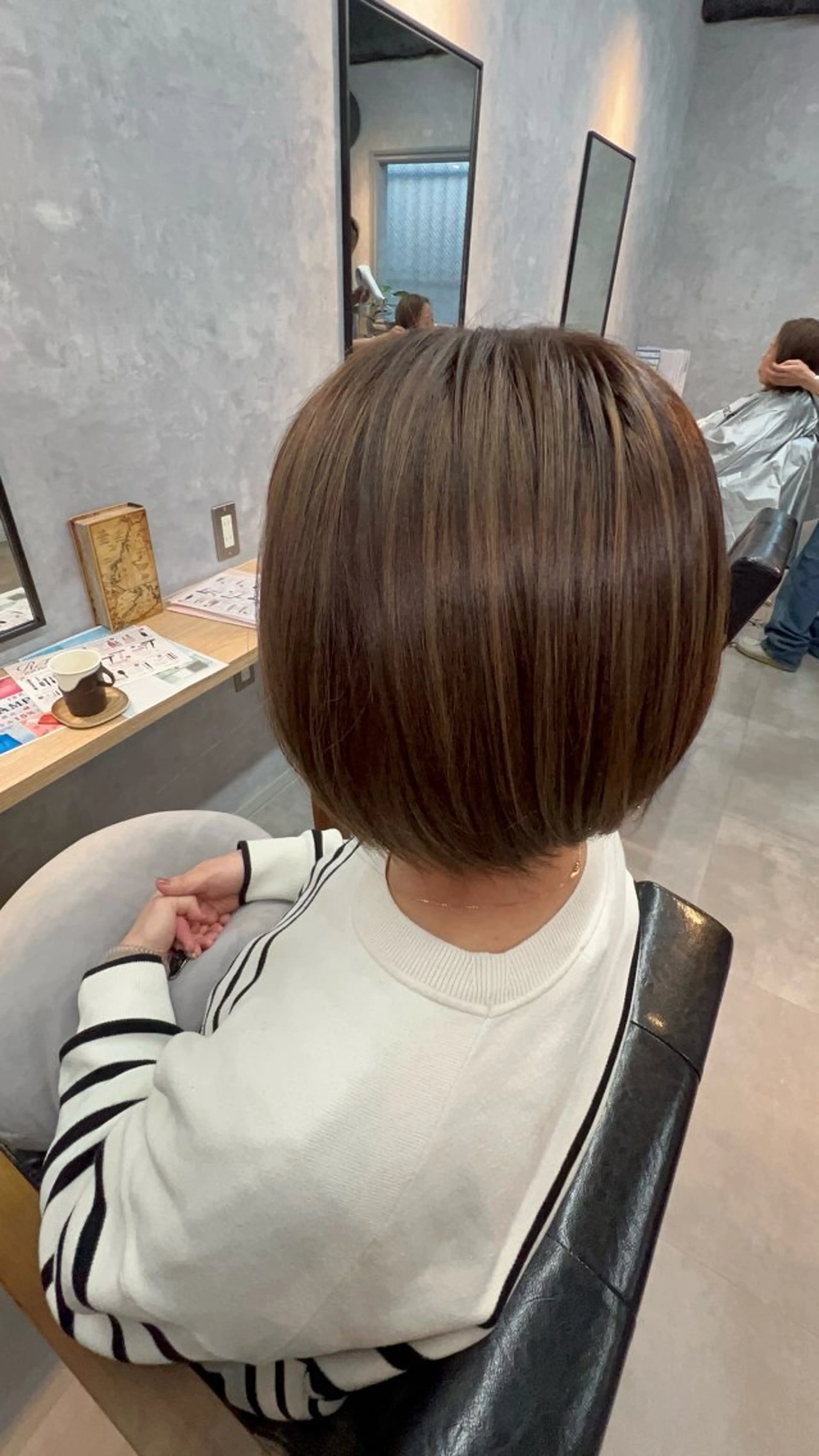 ミディアム motoトップカラー リスト/ブリーチカラのヘアスタイル