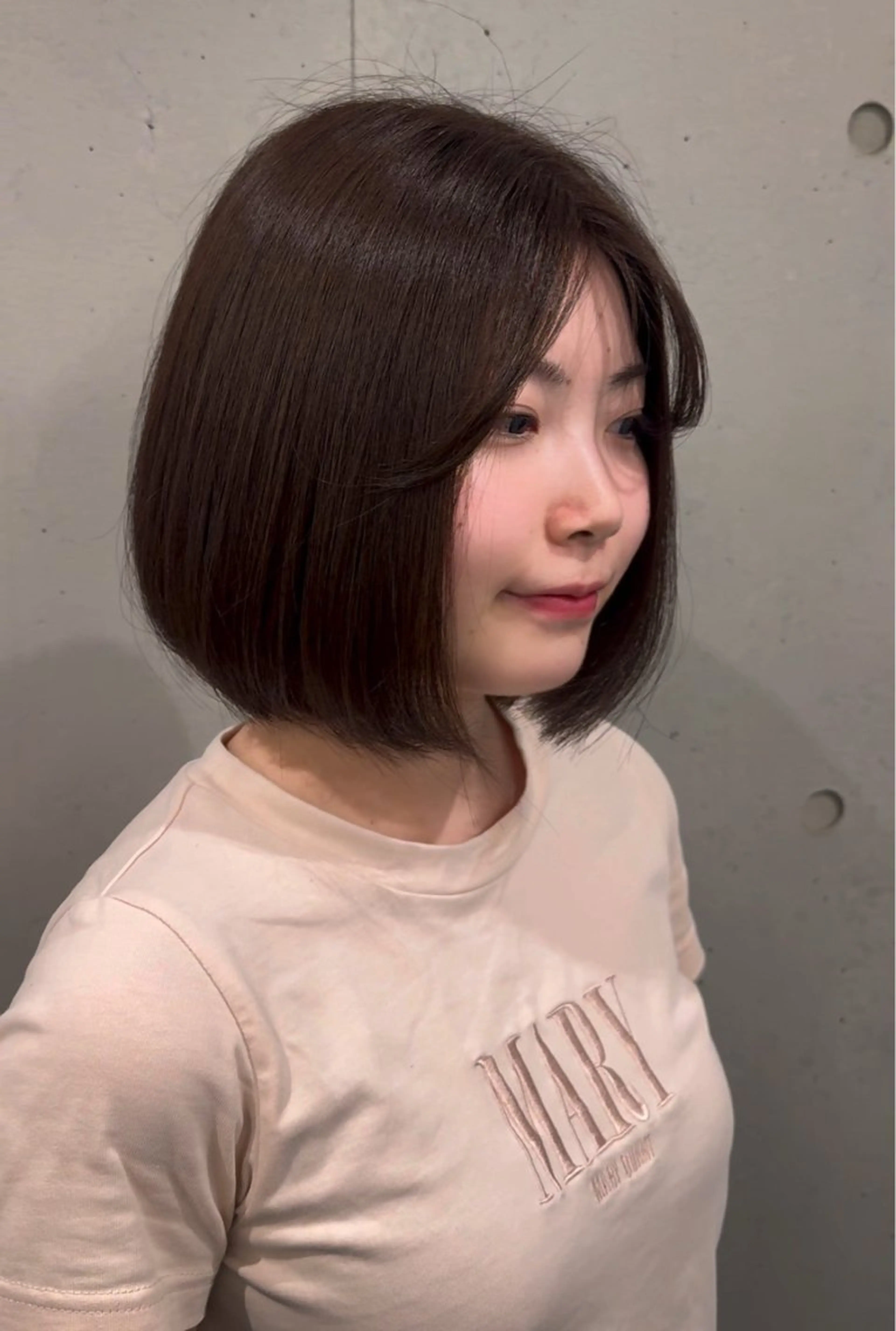 ショート カラー ブラウンカラー チョコレートブラウン ボブ カット ヘアカラー 透明感|ストレート| クロスパーマ|はるかのヘアスタイル